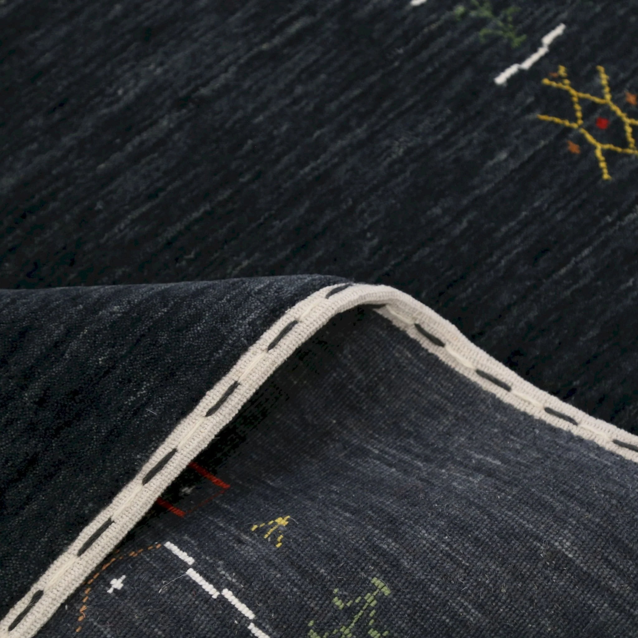 Charcoal Tribal Design Border Hand Loomed Wool Area Rug - Image 12