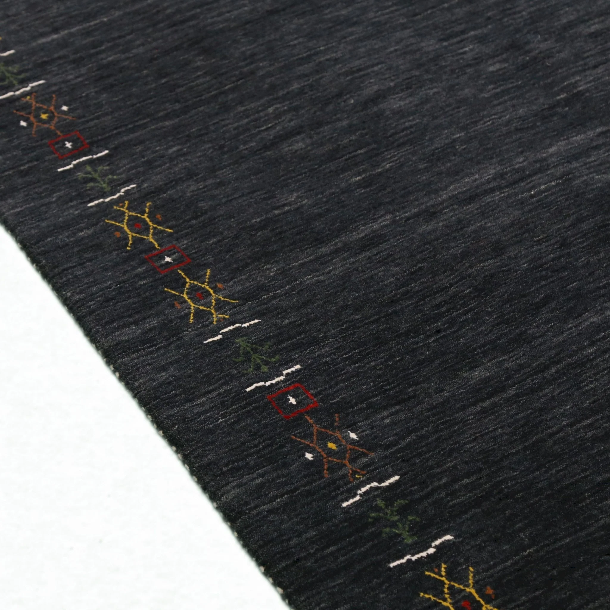 Charcoal Tribal Design Border Hand Loomed Wool Area Rug - Image 9