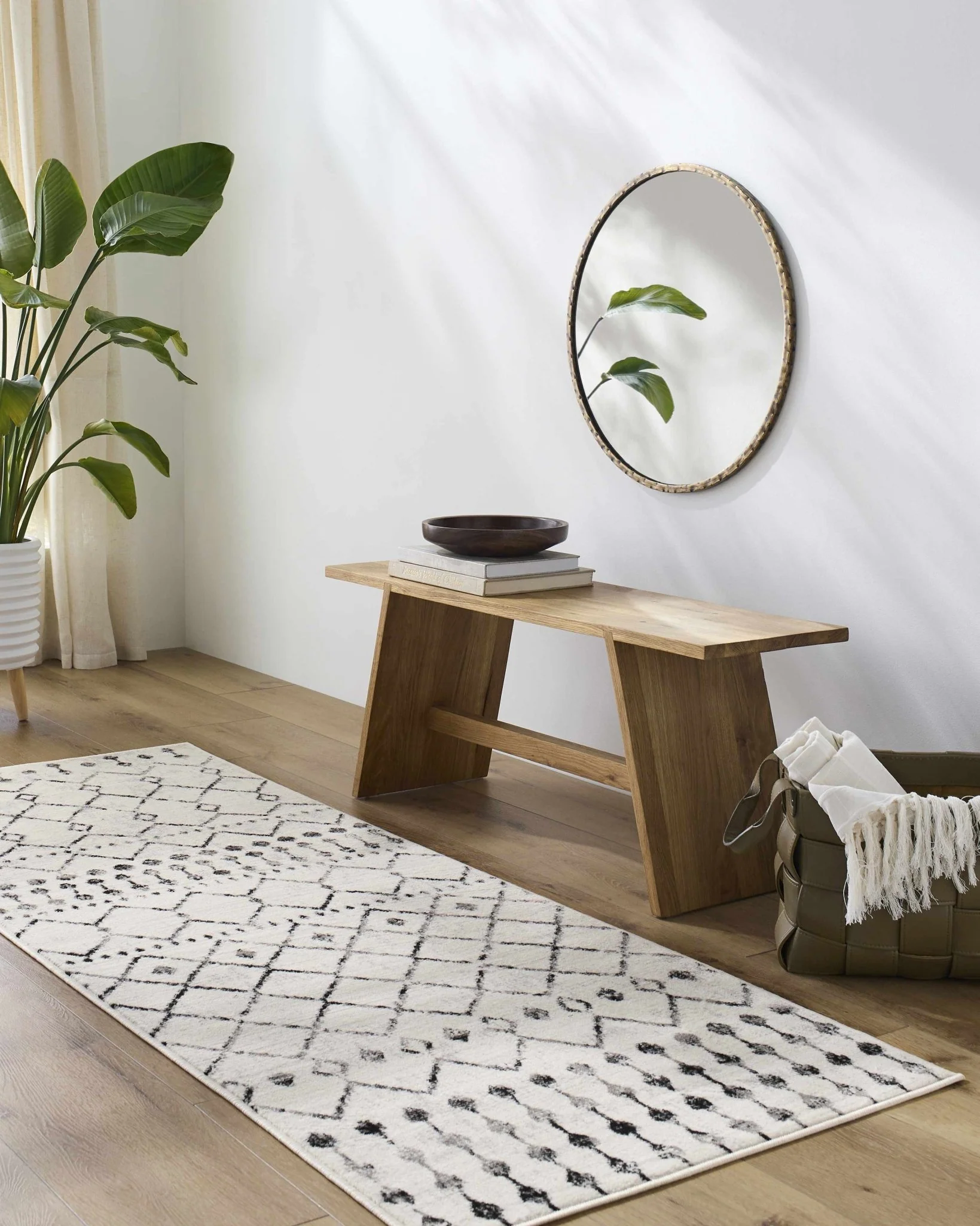 Geometrical chevron design Beige and Charcoal Tribal Trellis Multi Size Area Rug - Image 7
