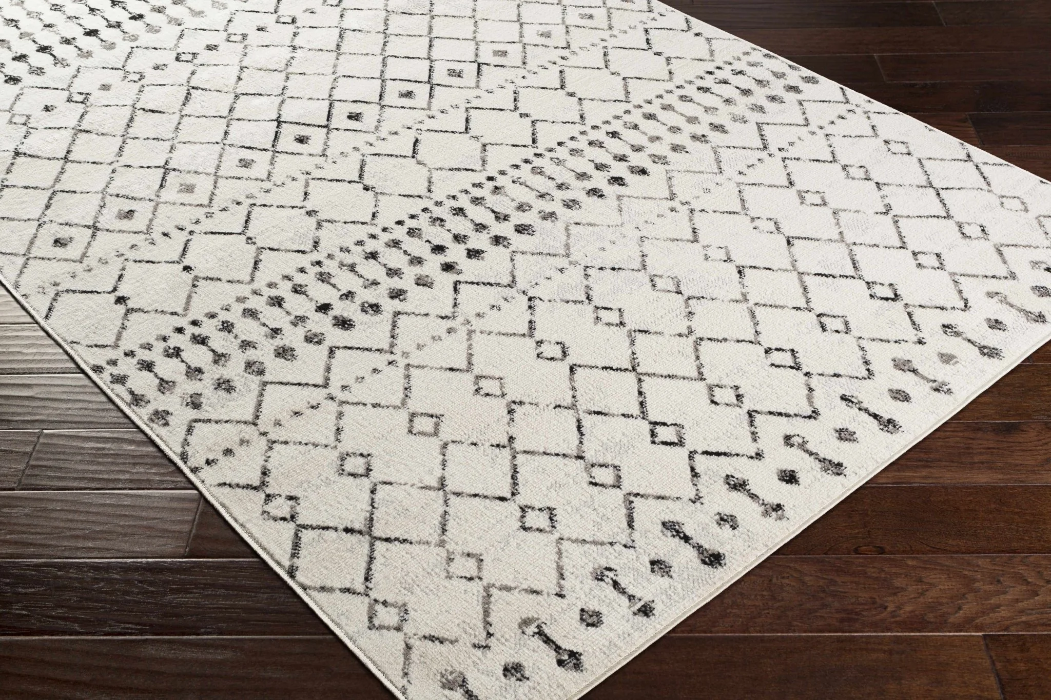 Geometrical chevron design Beige and Charcoal Tribal Trellis Multi Size Area Rug - Image 8