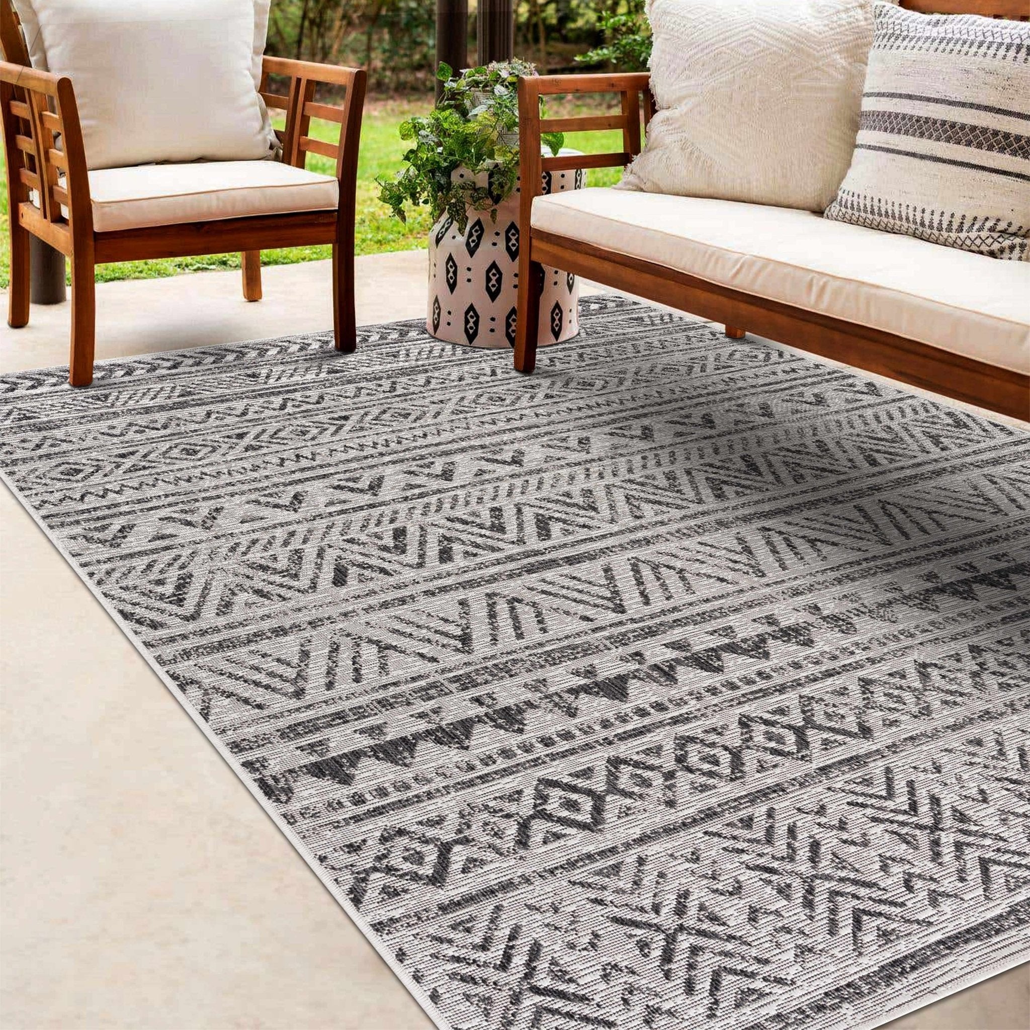 Modern Stripes Chevron Design Ivory and Charcoal Outdoor Safe Area Rug - Image 4