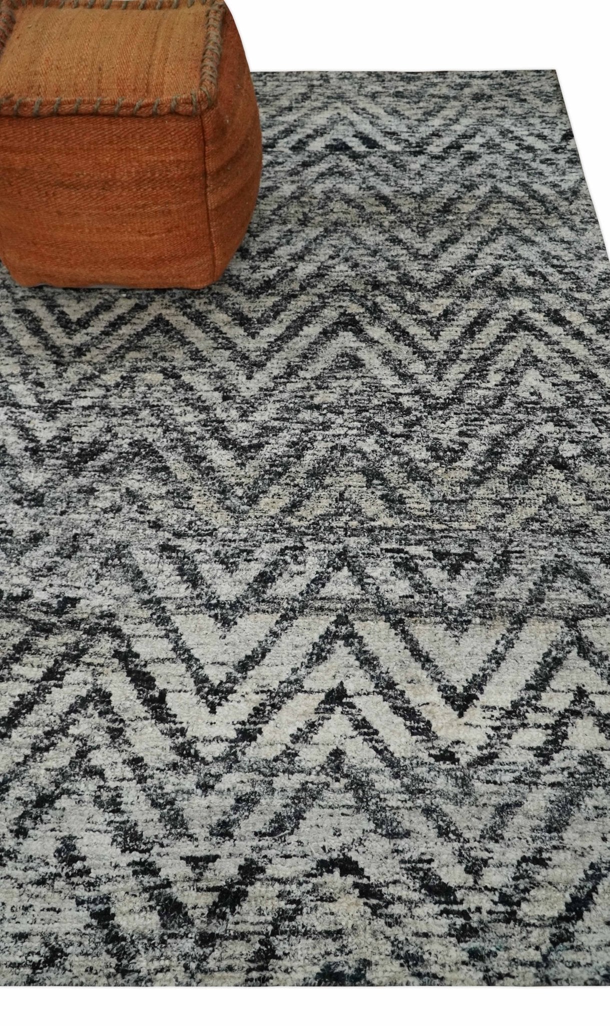 Chevron Silver and Black Shaded Scandinavian 5x8 Bamboo Silk Flatwoven Area Rug | HL36 - Image 3