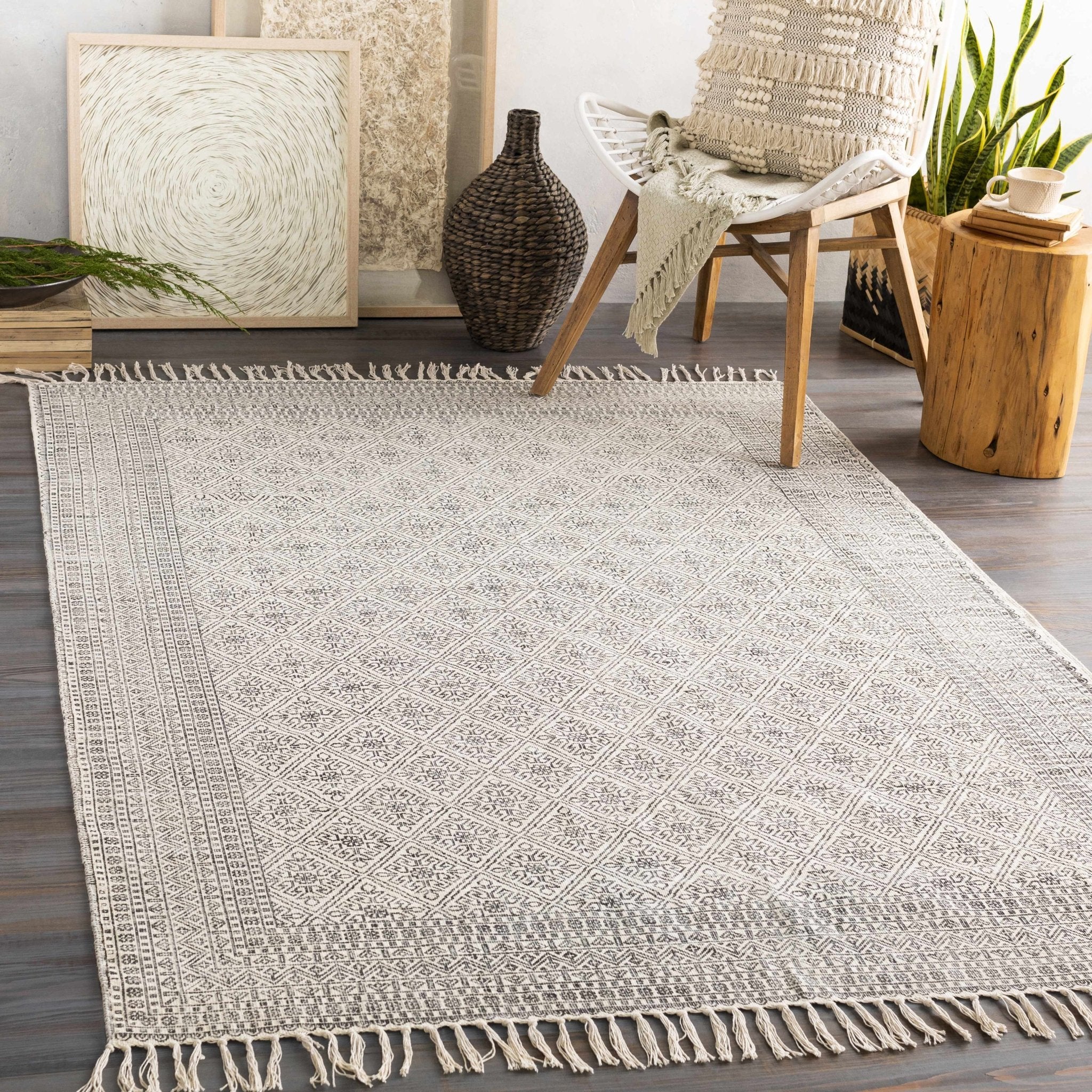Classic Style Hand Woven Ivory and Charcoal Geometrical area rug - Image 2