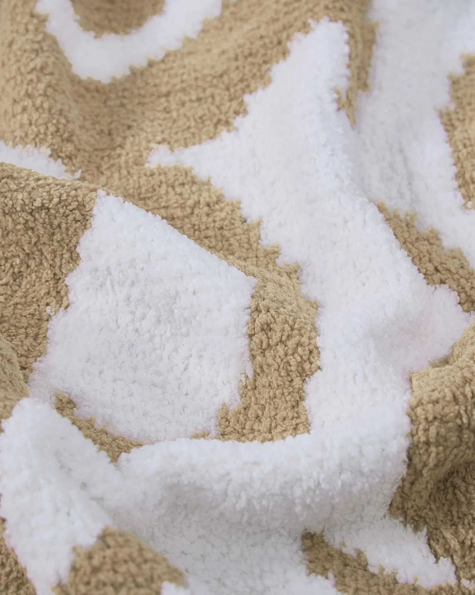 Cloud Gray, Sahara Tan, Coal, Taupe And Off White Modern Soft Plush Throw - Image 7