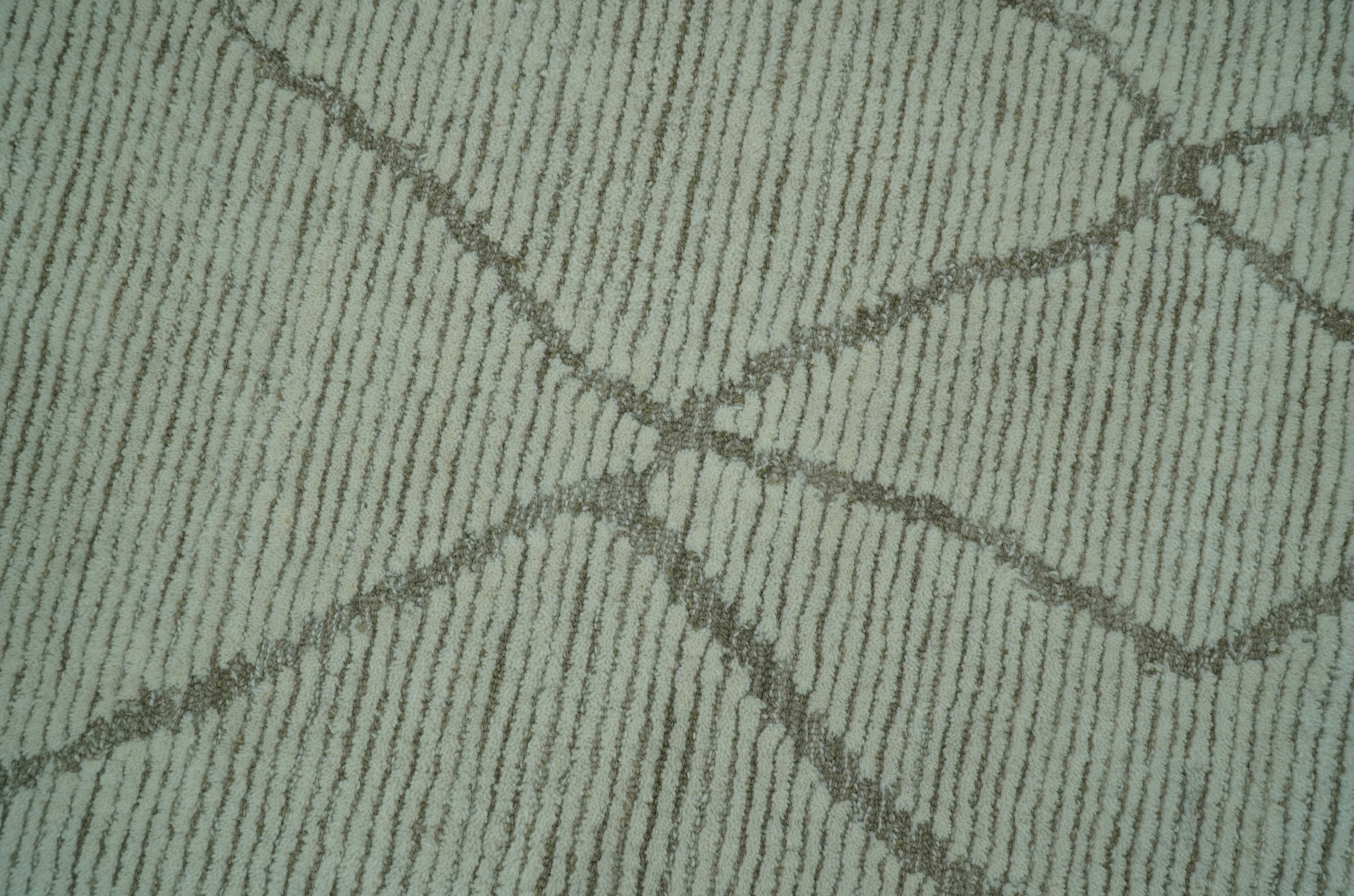 Contemporary Pattern Brown And Ivory Hand Tufted 8x10 Wool Rug - Image 7
