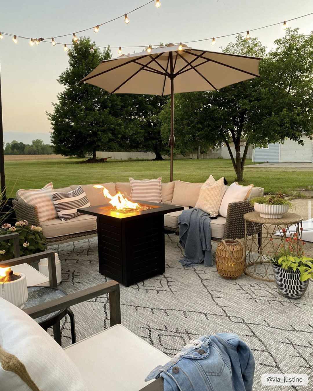 Contemporary Beige, Black and Charcoal Multi Size Outdoor Area Rug - Image 3