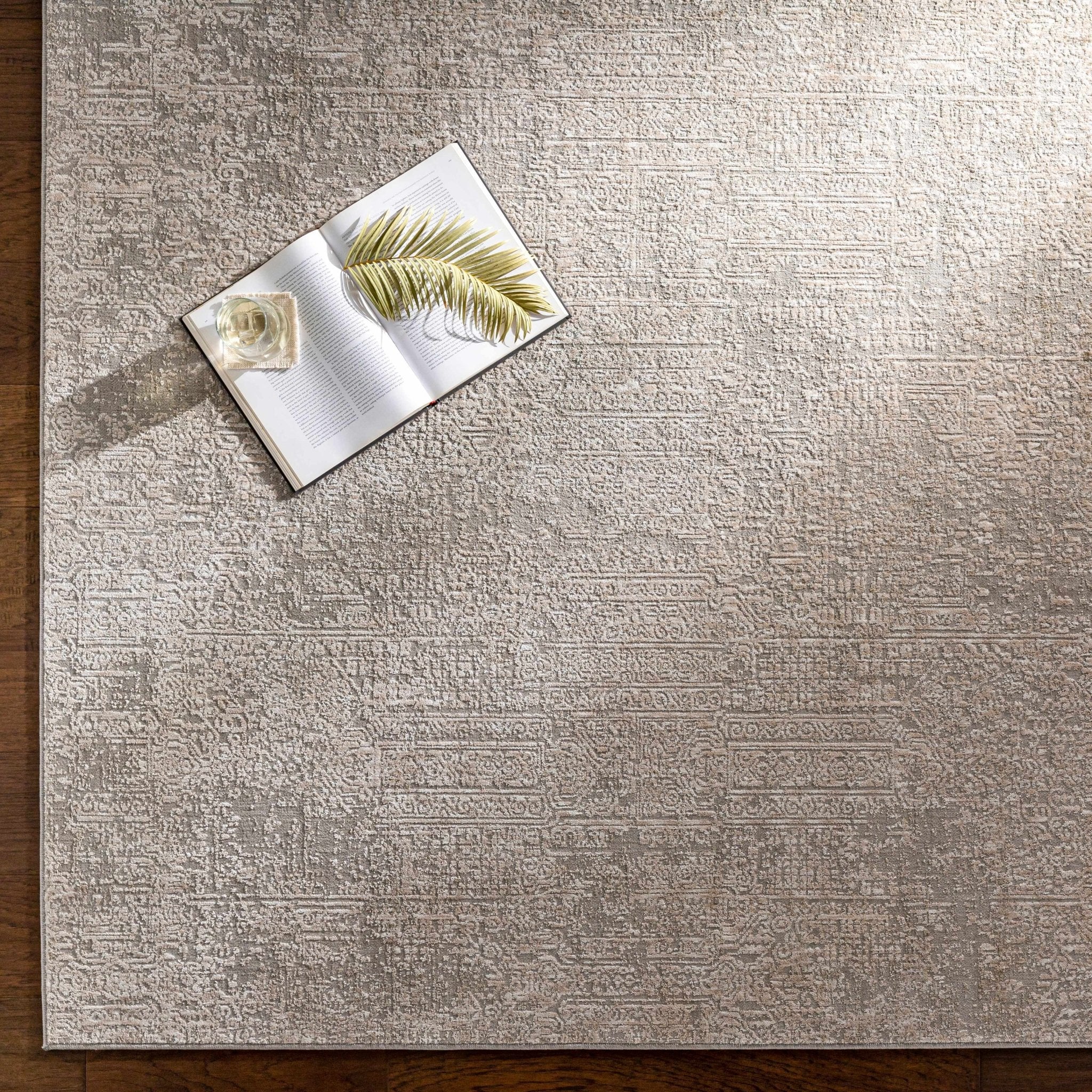Contemporary Gray Machine Woven Area Rug - Image 4
