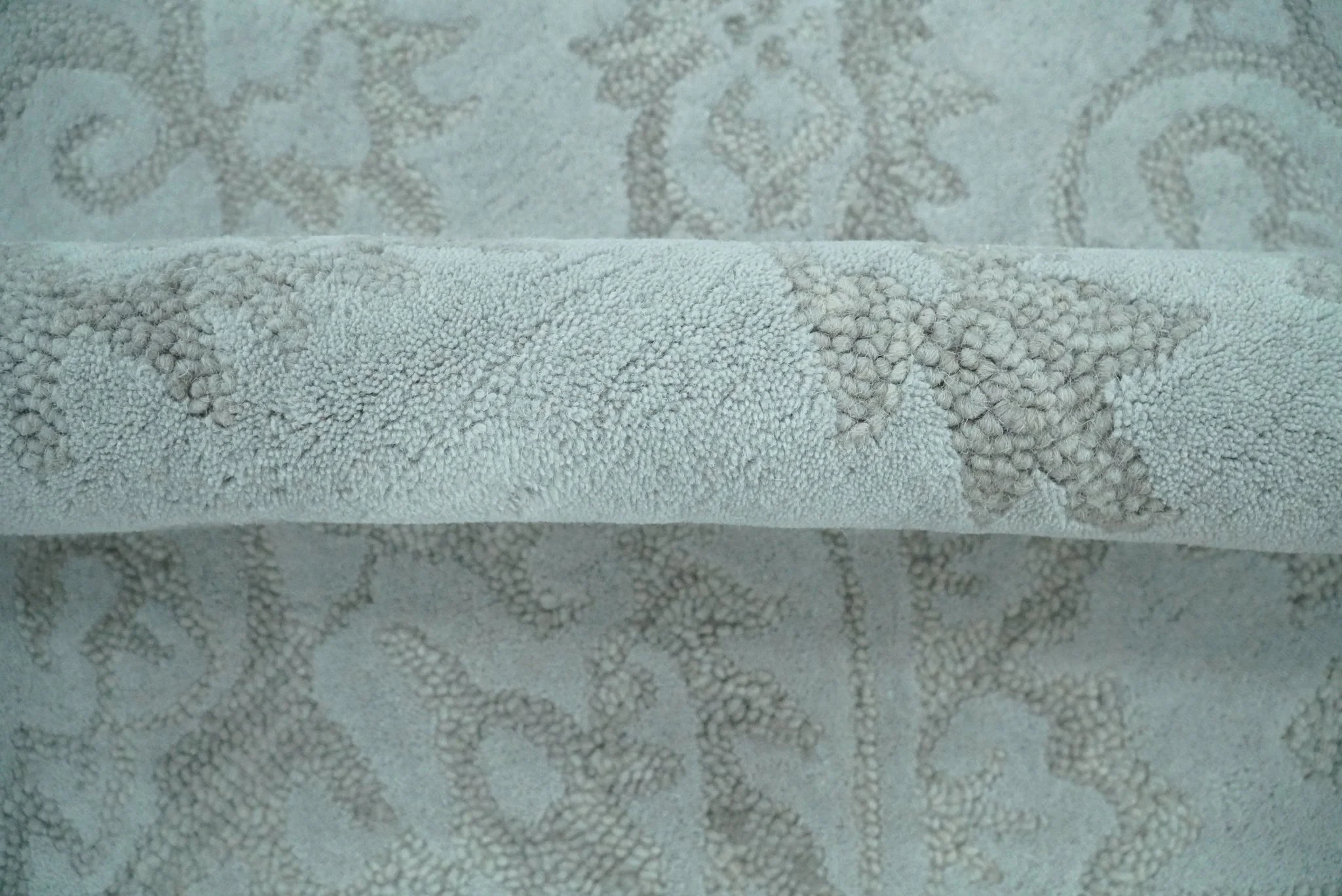 Contemporary Hand Tufted Silver and Blue Modern Wool Area Rug - Image 7