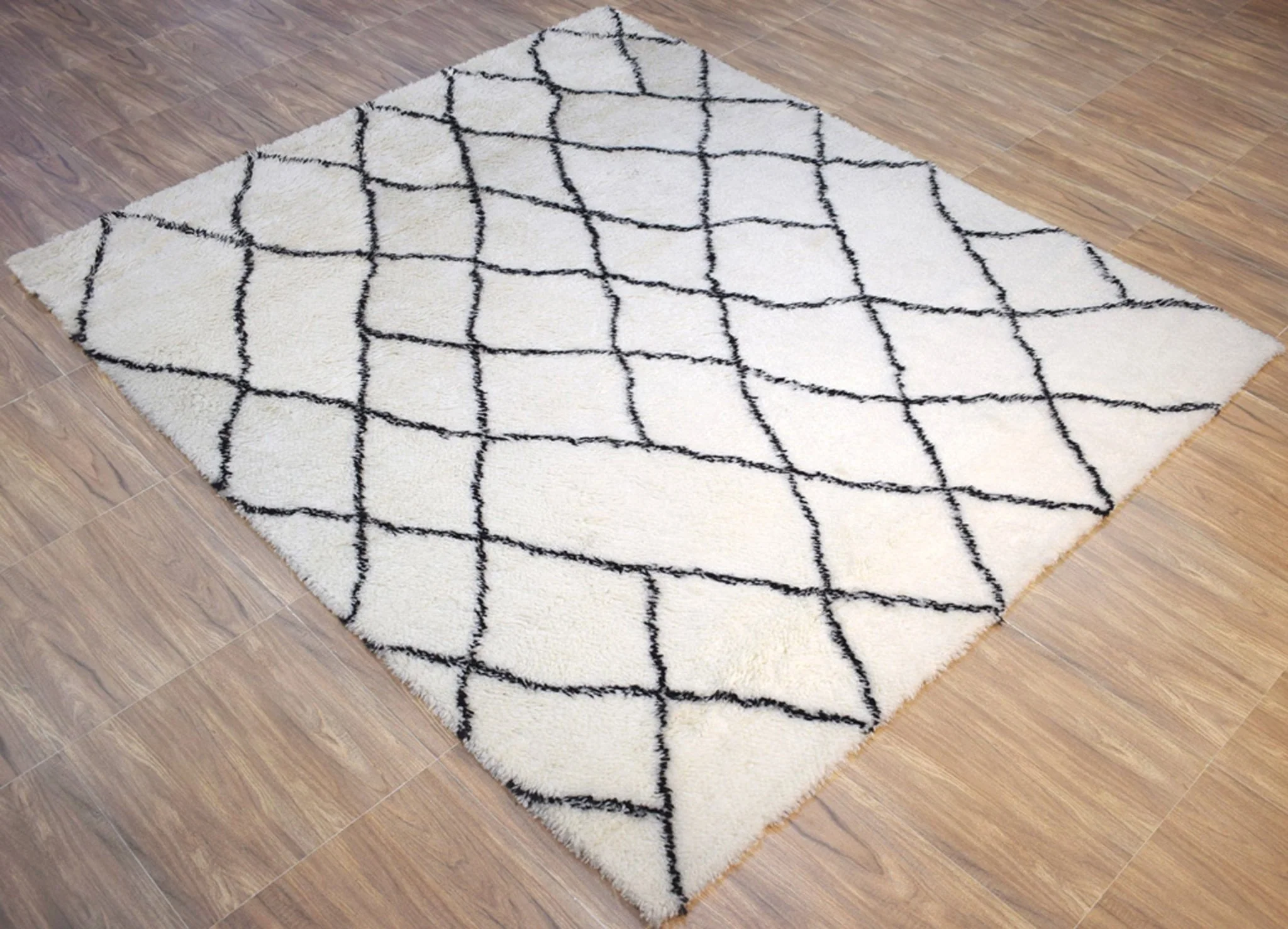 Contemporary Hand Woven Plus Moroccan Fine Wool Area Rug - Image 5
