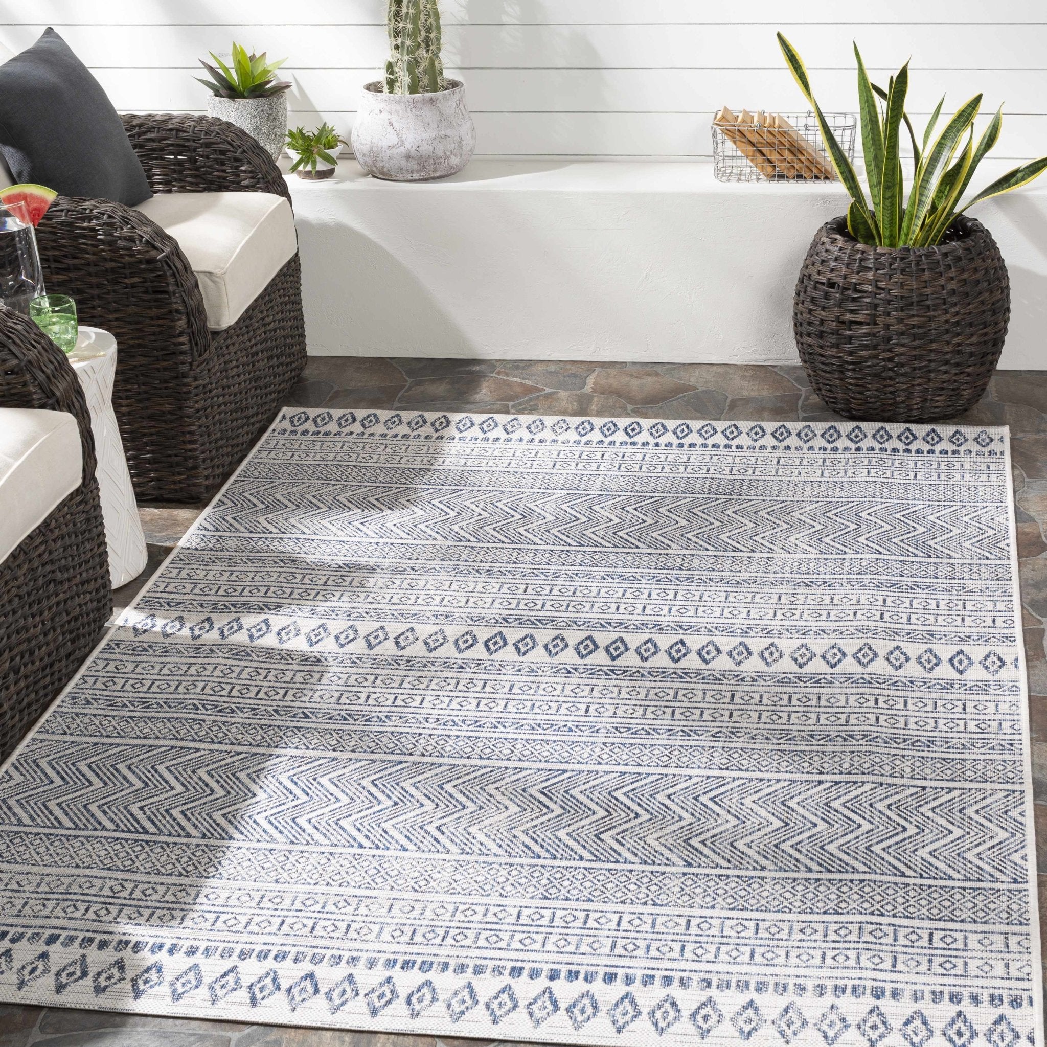 Traditional Contemporary Ivory and Blue Tribal Design Outdoor Area Rug - Image 3