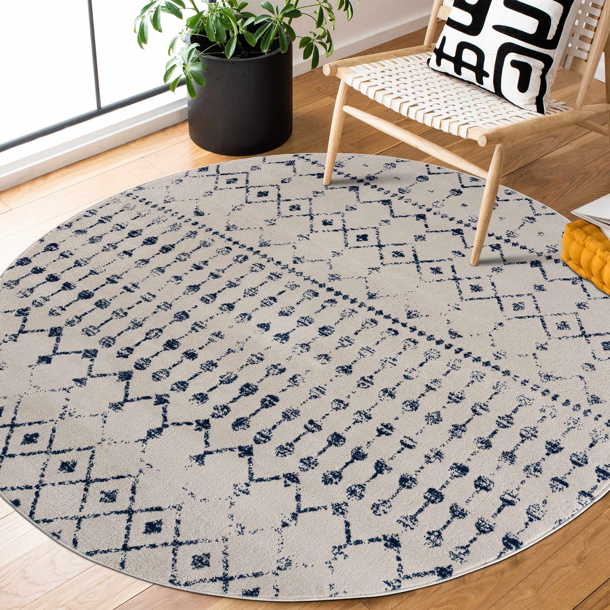 Contemporary Ivory and Blue Tribal Trellis Medium pile Area Rug - Image 4