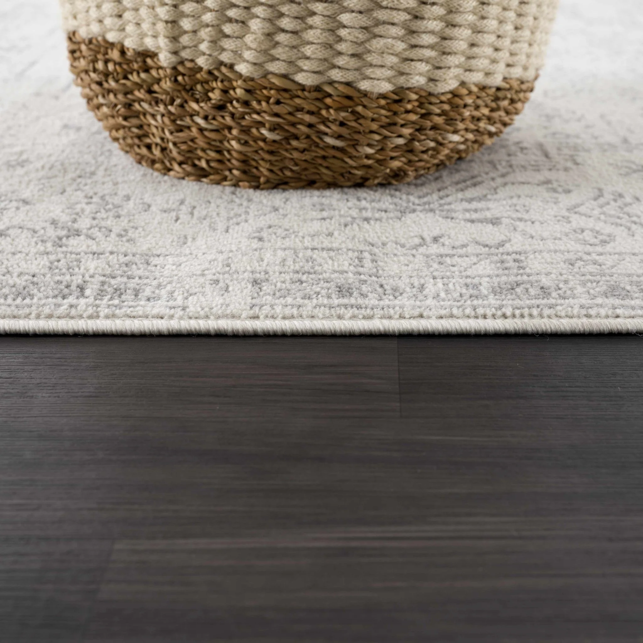 Traditional Medallion Design Contemporary Ivory and Gray Medium pile Area Rug - Image 11
