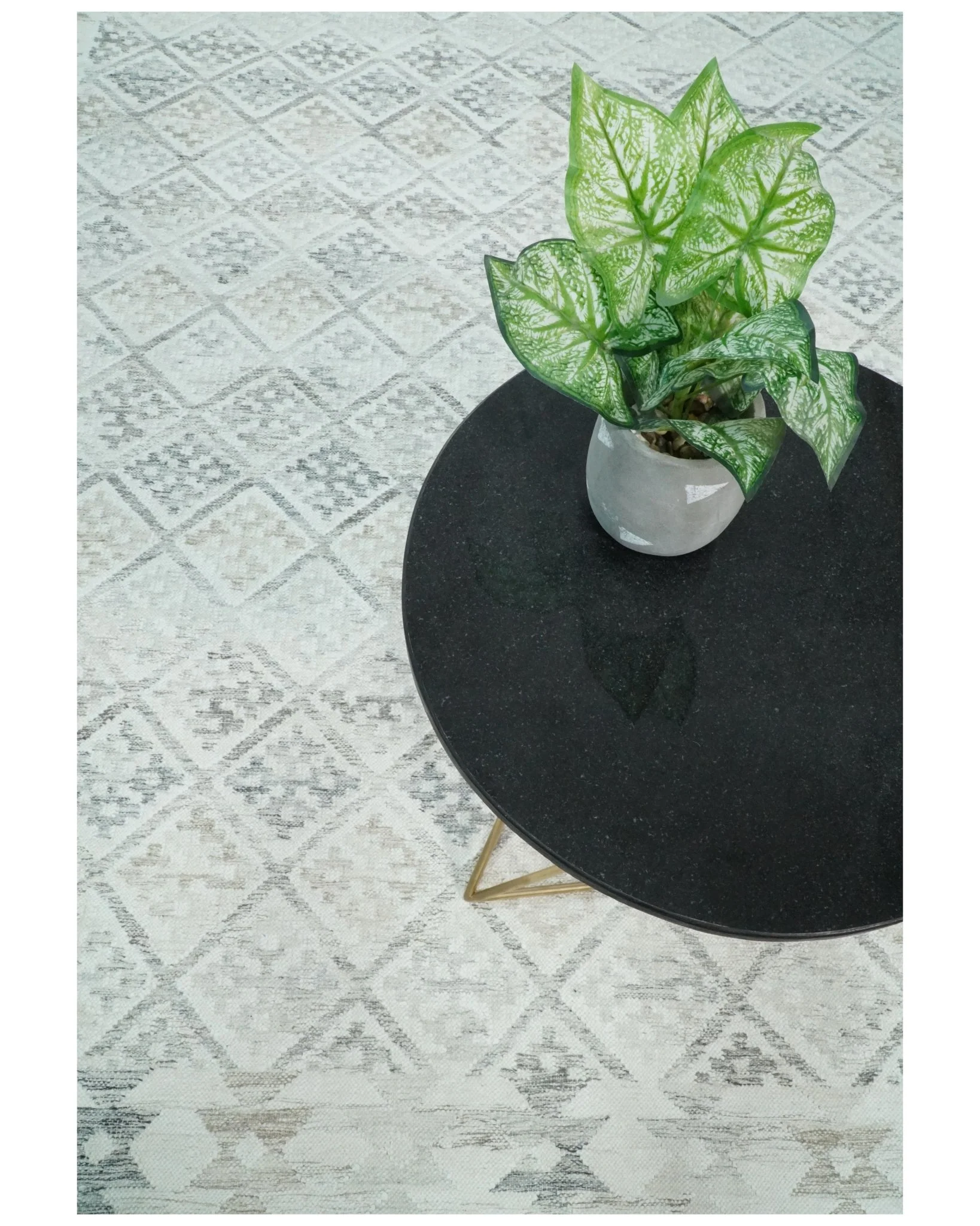 Contemporary Ivory and Gray Hand Woven Rug made with Fine Blended Wool - Image 2