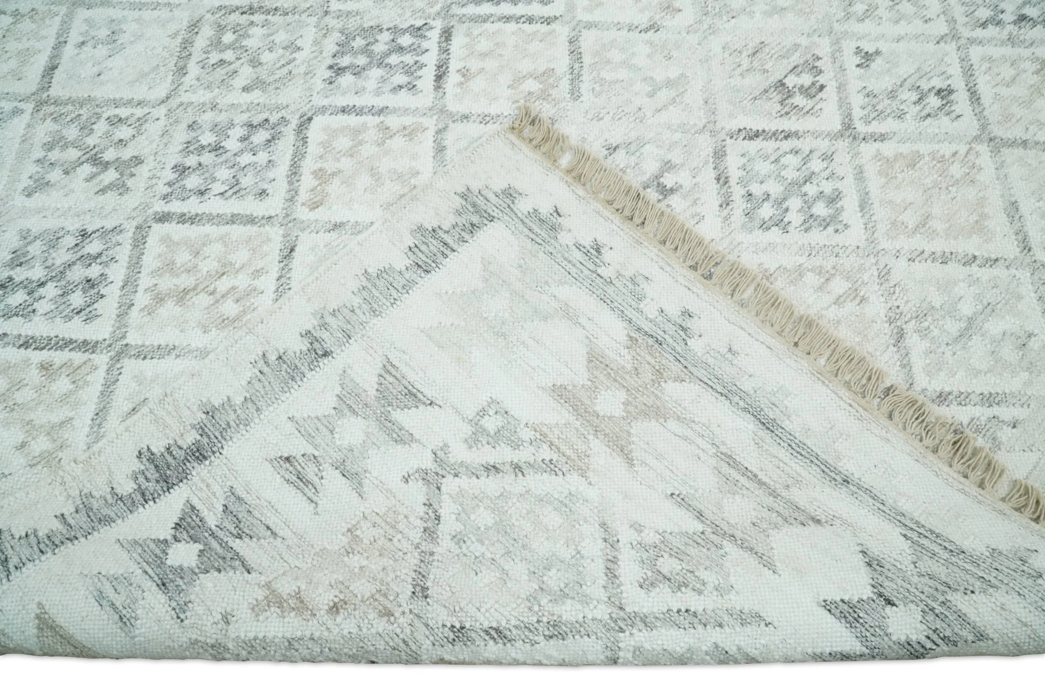 Contemporary Ivory and Gray Hand Woven Rug made with Fine Blended Wool - Image 8