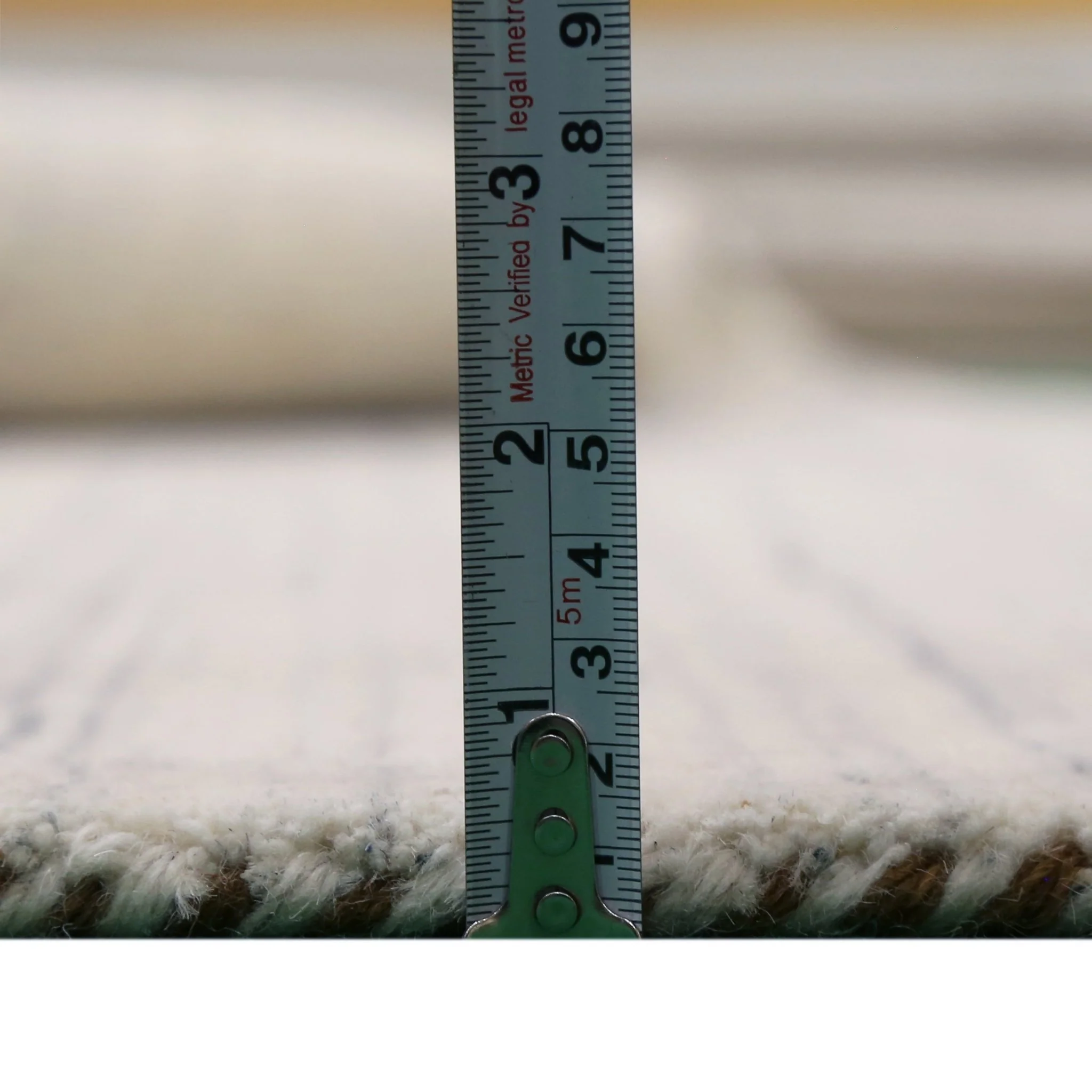 Contemporary Ivory Design Hand Loomed Wool Rug - Image 8