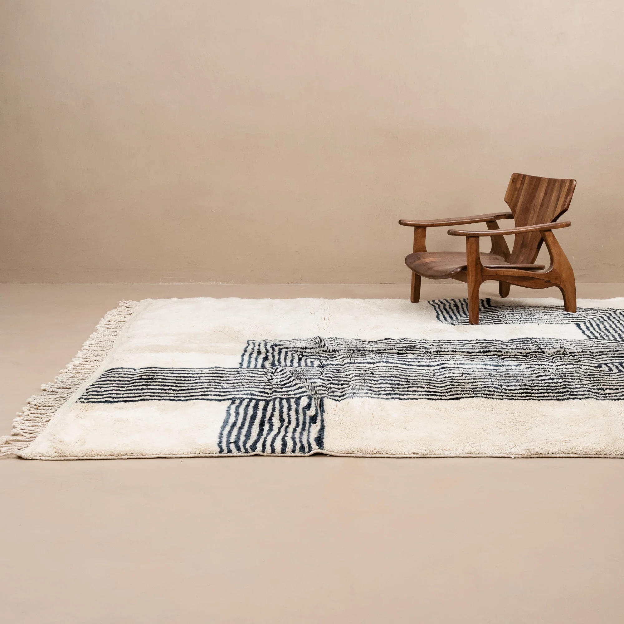 Contemporary Moroccan Beige And Blue Hand Knotted 8x10 Wool Rug - Image 2
