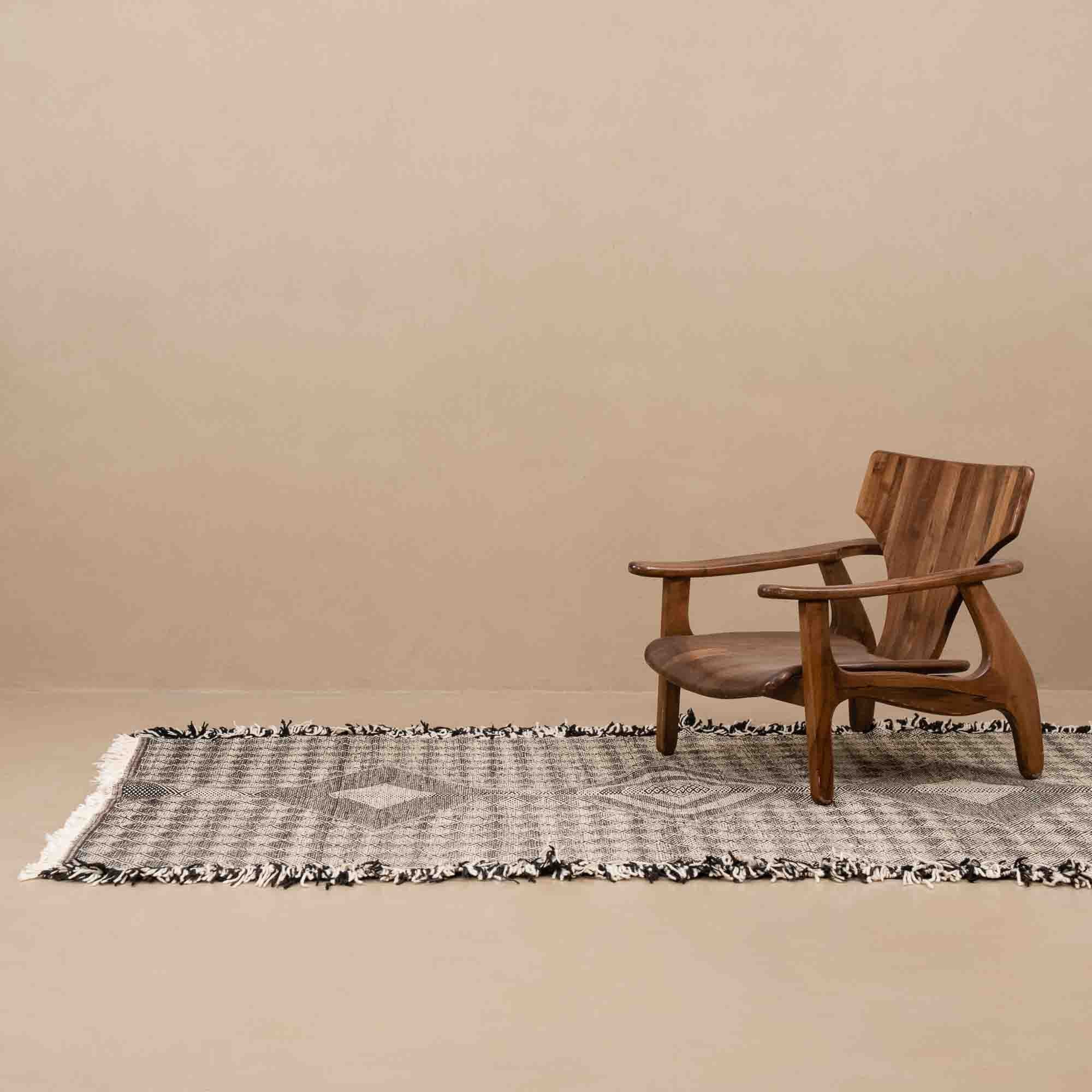 Contemporary Moroccan Black And White Hand Knotted 5x8 Wool Rug - Image 7