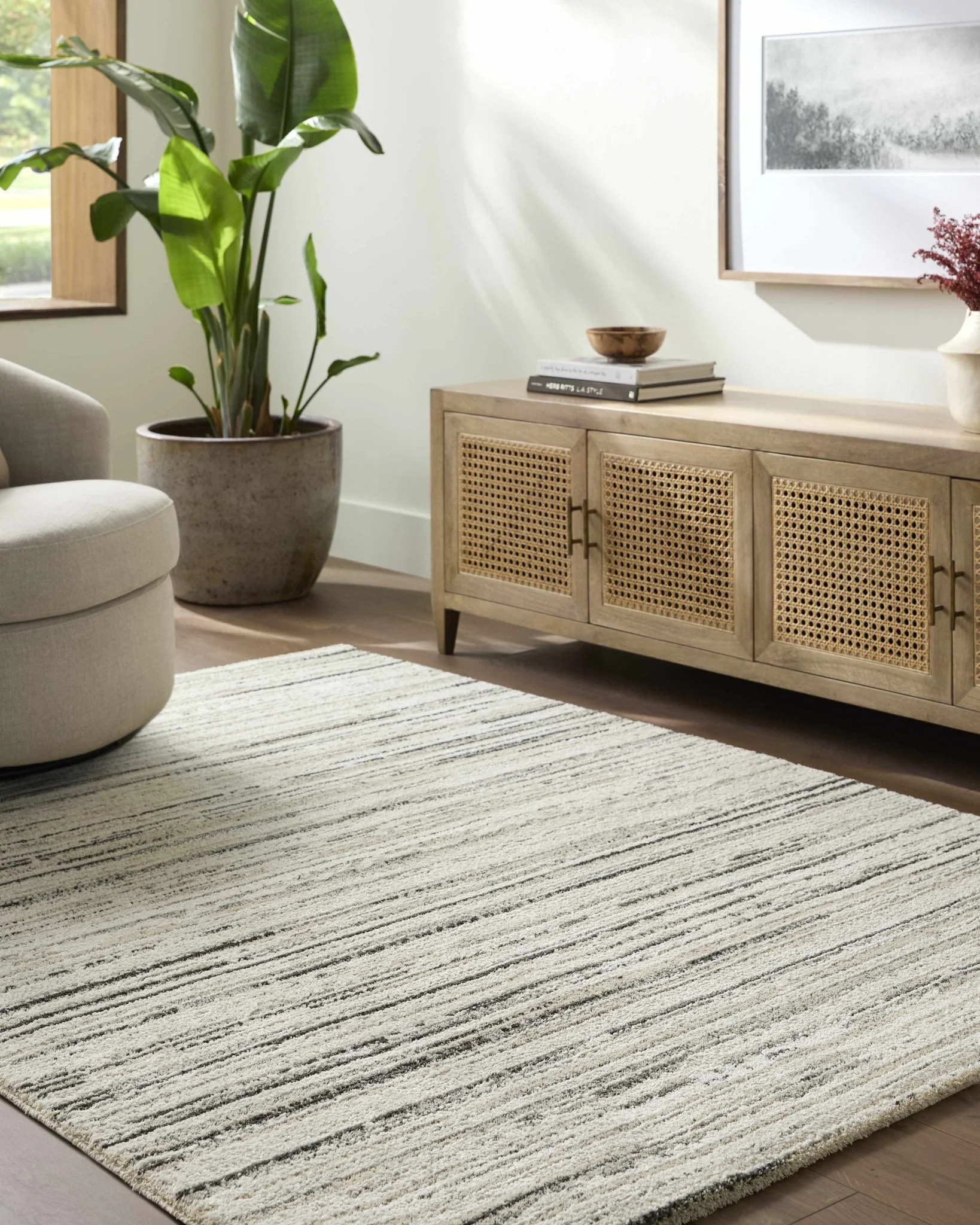 Contemporary Style White And Cream Woven Rug - Image 6