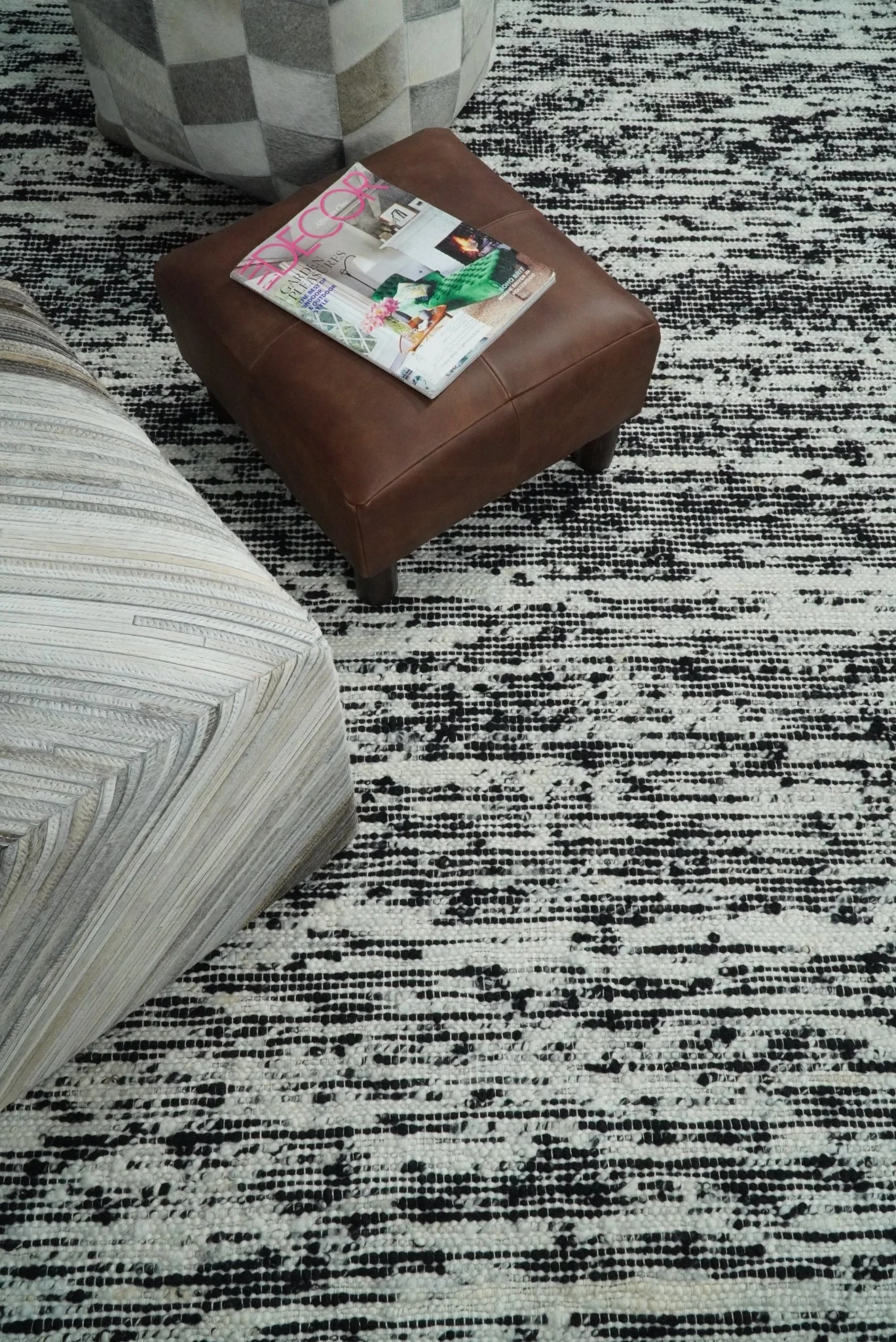 5x8 Hand Made Woolen Chunky and Soft Black and Ivory Area Rug | BER1 - Image 5