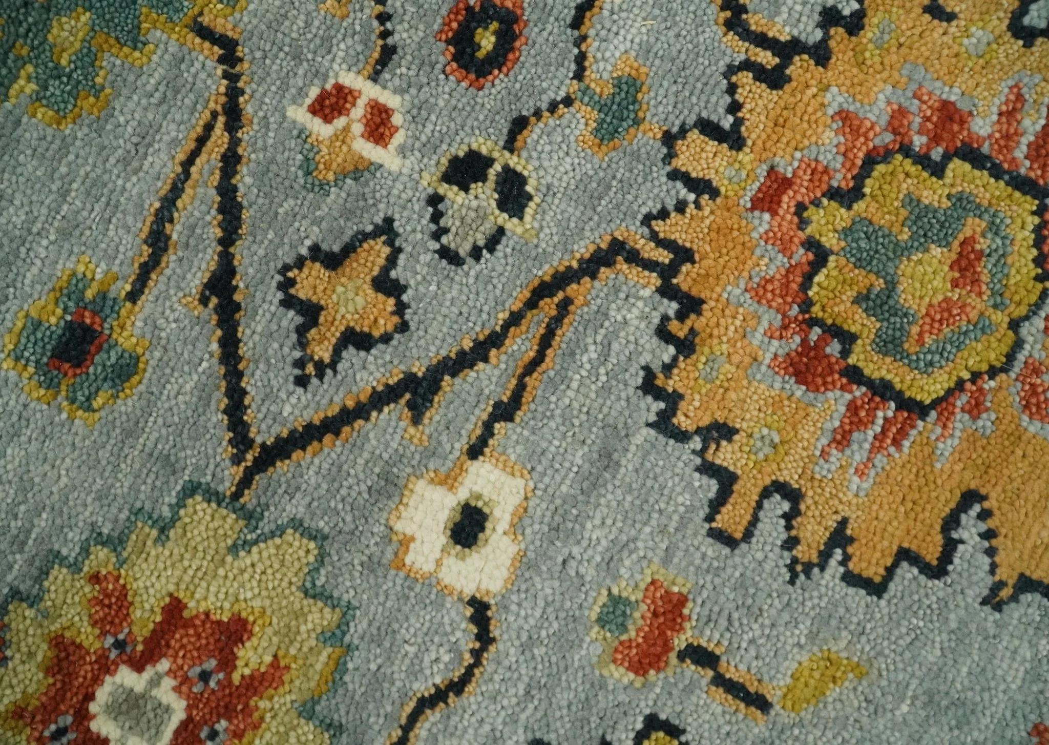 Antique Traditional Gray and Ivory Vintage Style Custom Made wool Area Rug - Image 4