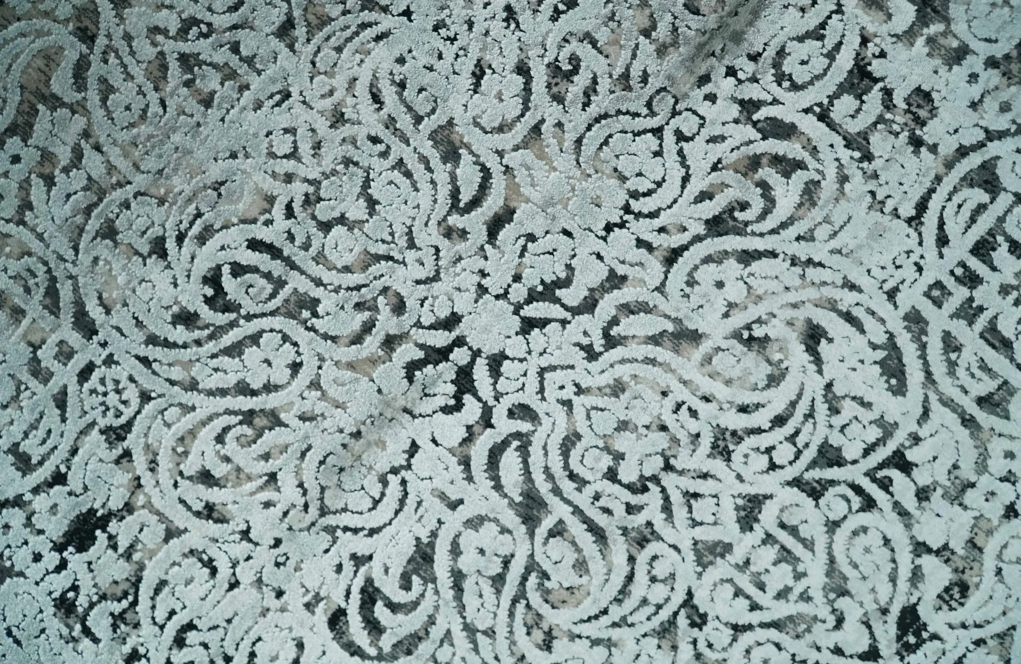 Black, Beige and Silver Antique Finish, Vintage look, Art Silk Area Rug, Living Room Rug - Image 10