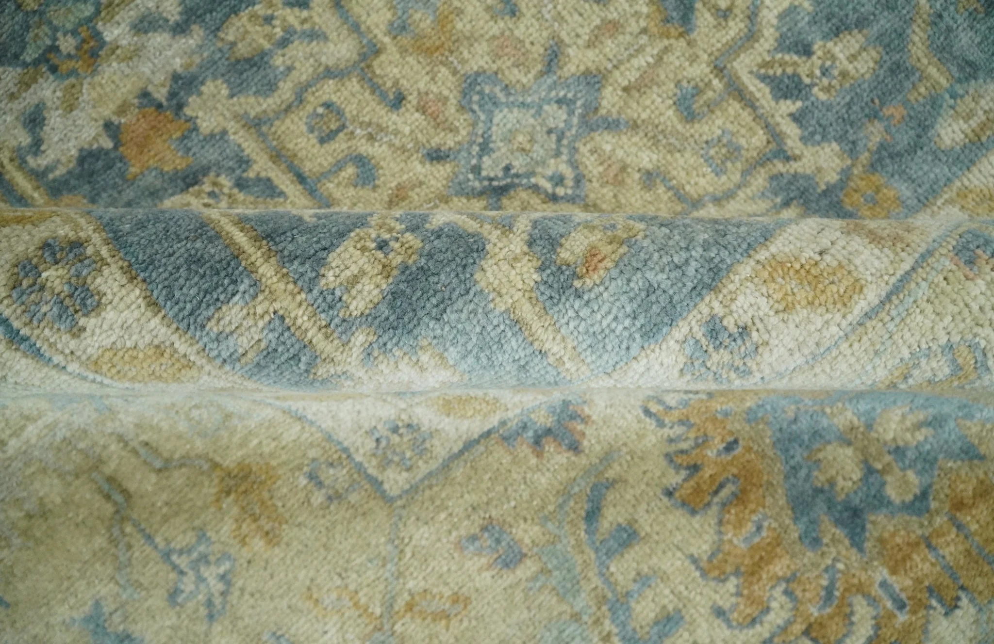 8x10 Fine Hand Knotted Teal and Beige Traditional Vintage Persian Style Mahal Antique Wool Rug | TRDCP496810 - Image 7