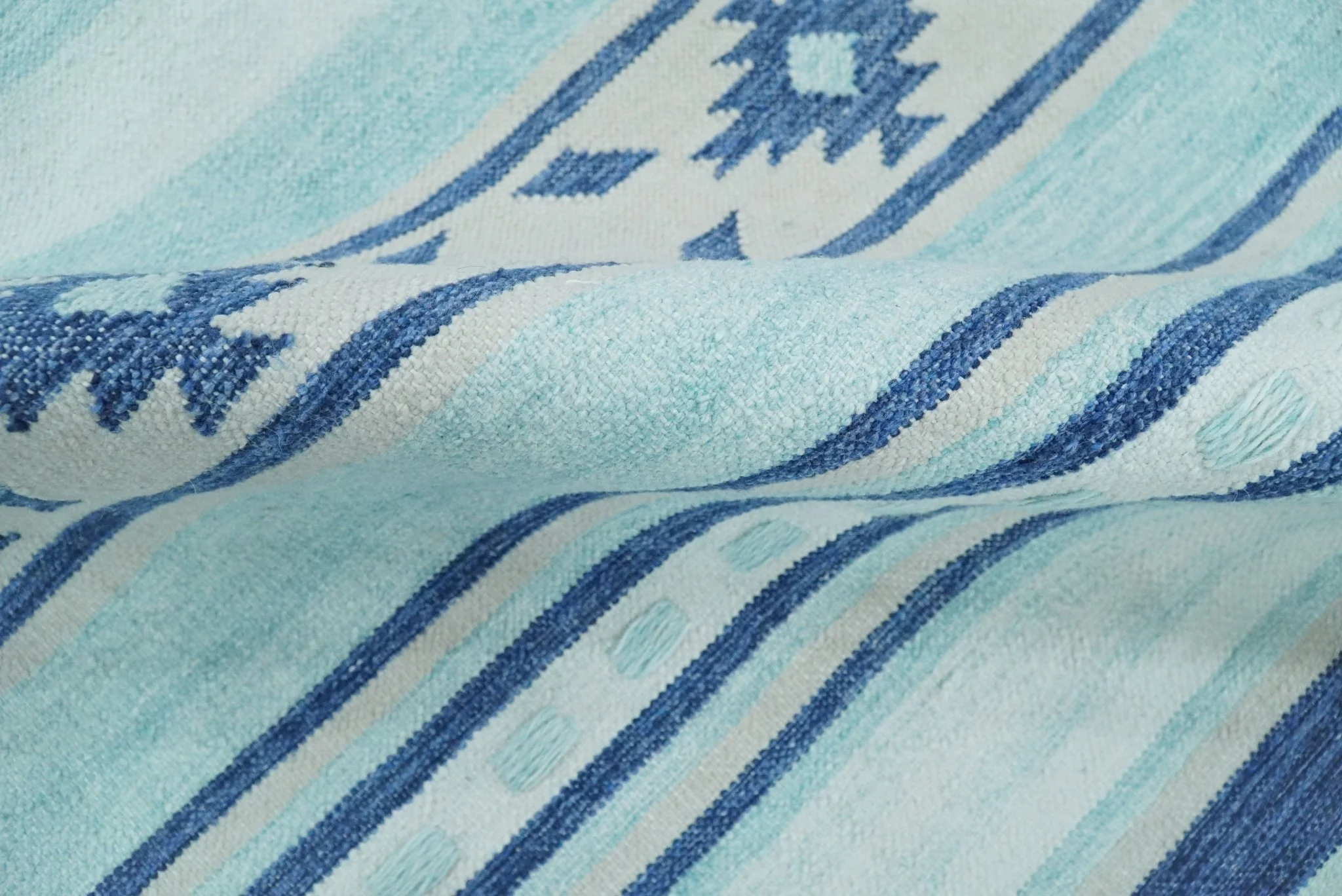 Handmade Boho 2x3, 5x8 and 8x10 White and Blue Wool Blend Dhurrie Rug | VIK1 - Image 11