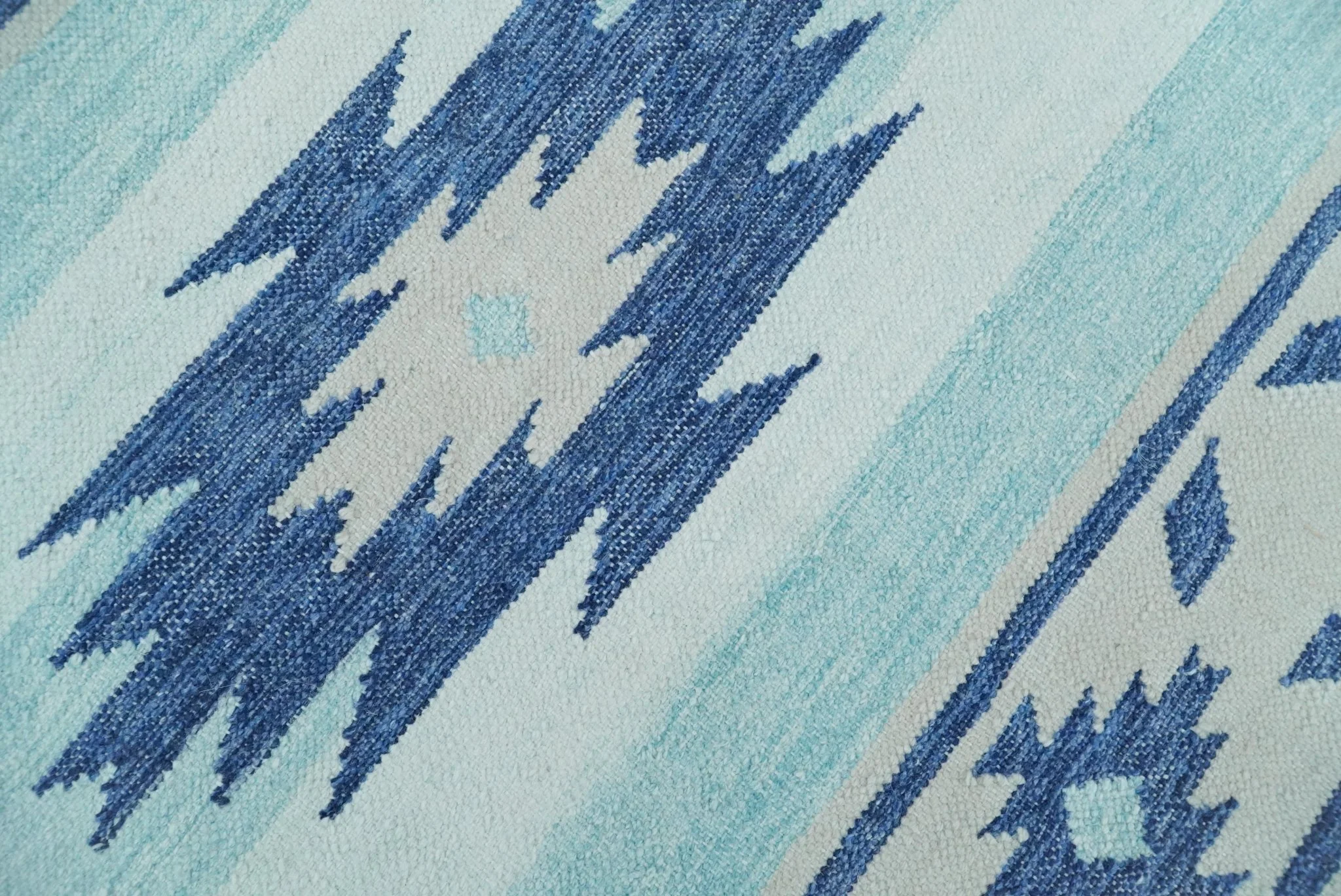 Handmade Boho 2x3, 5x8 and 8x10 White and Blue Wool Blend Dhurrie Rug | VIK1 - Image 5