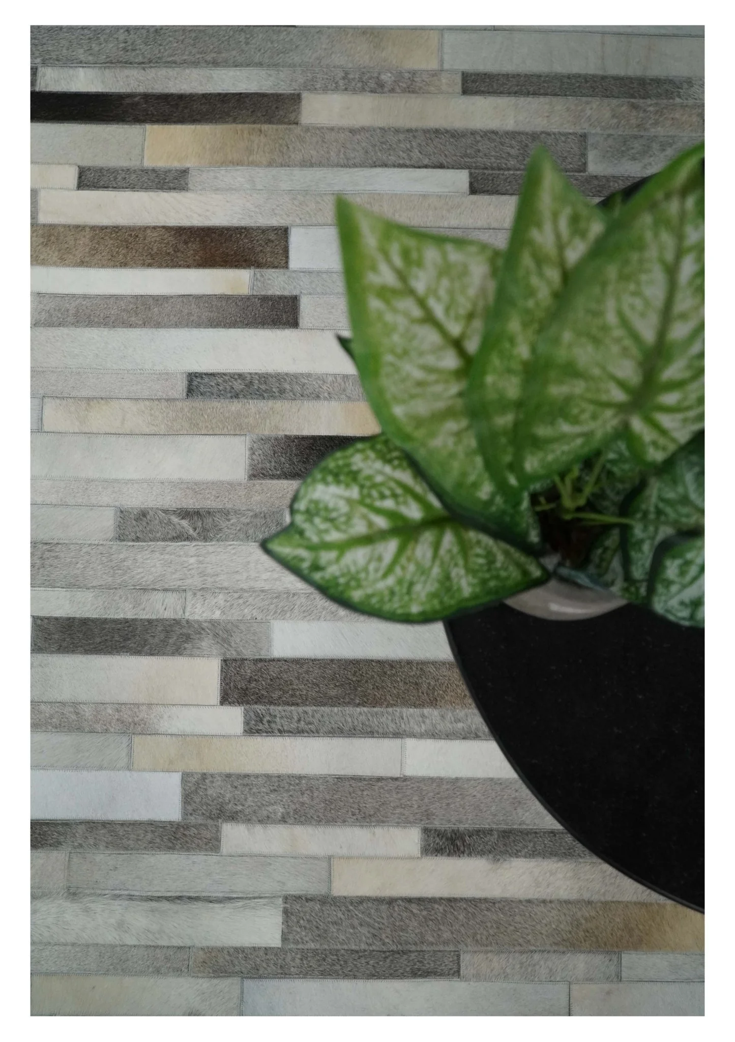 Modern Geometrical Cowhide Leather Striped Silver and Ivory Leather Custom Made Area Rug - Image 10