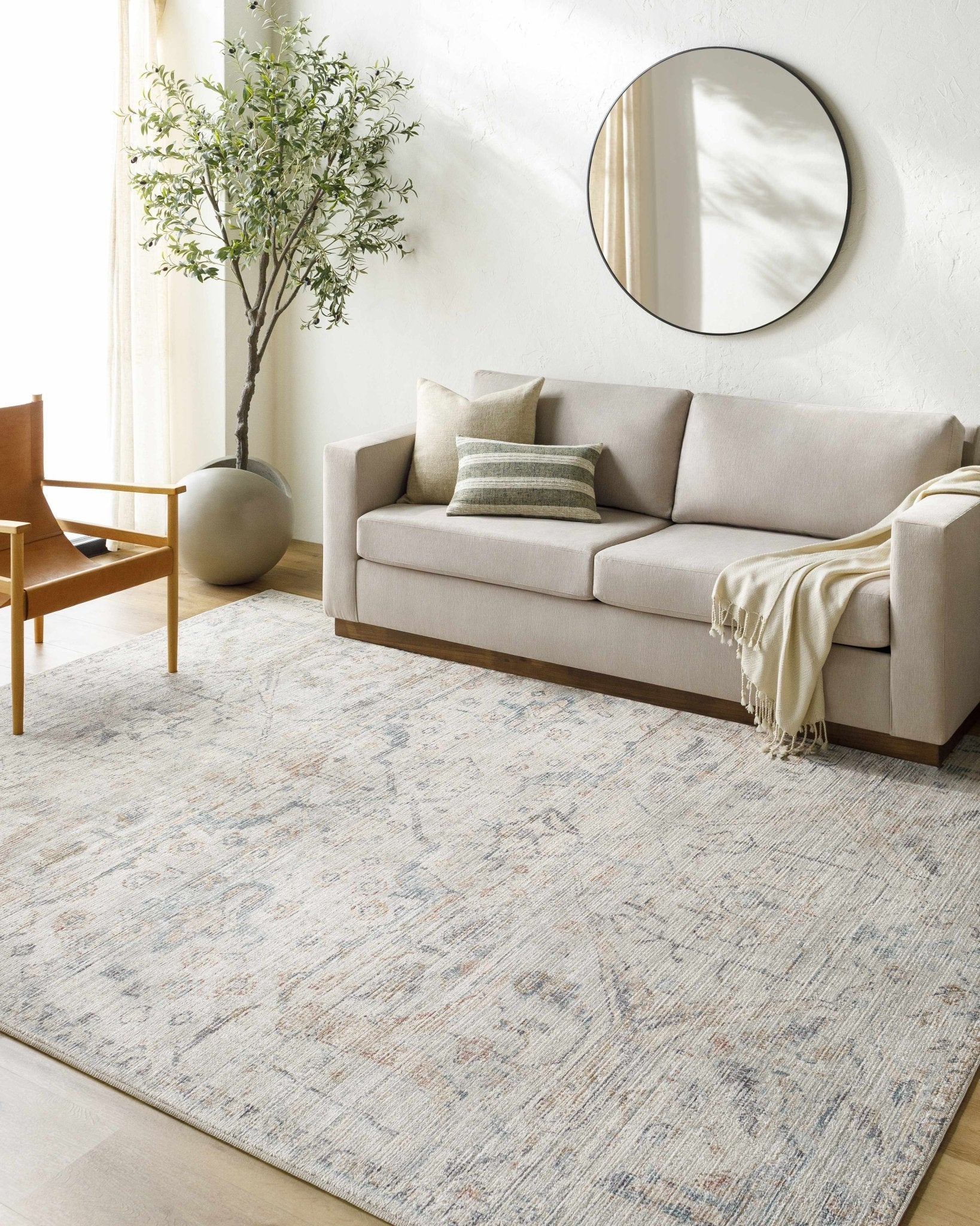 Cream & Blue Traditional Style Area Rug - Image 3