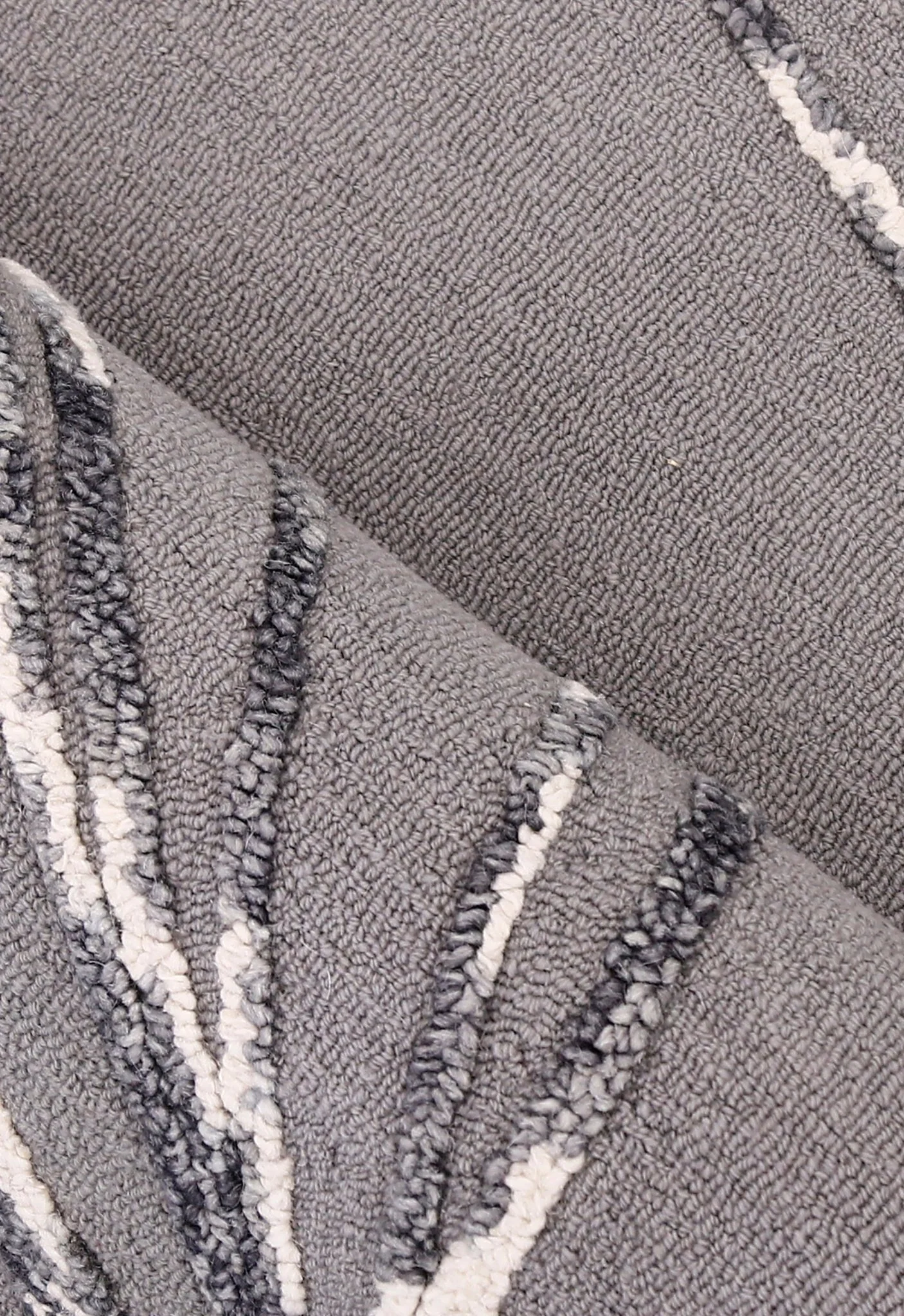 Gem Curved Stripes Gray Hand Tufted 5x5 Wool Area Rug - Image 5