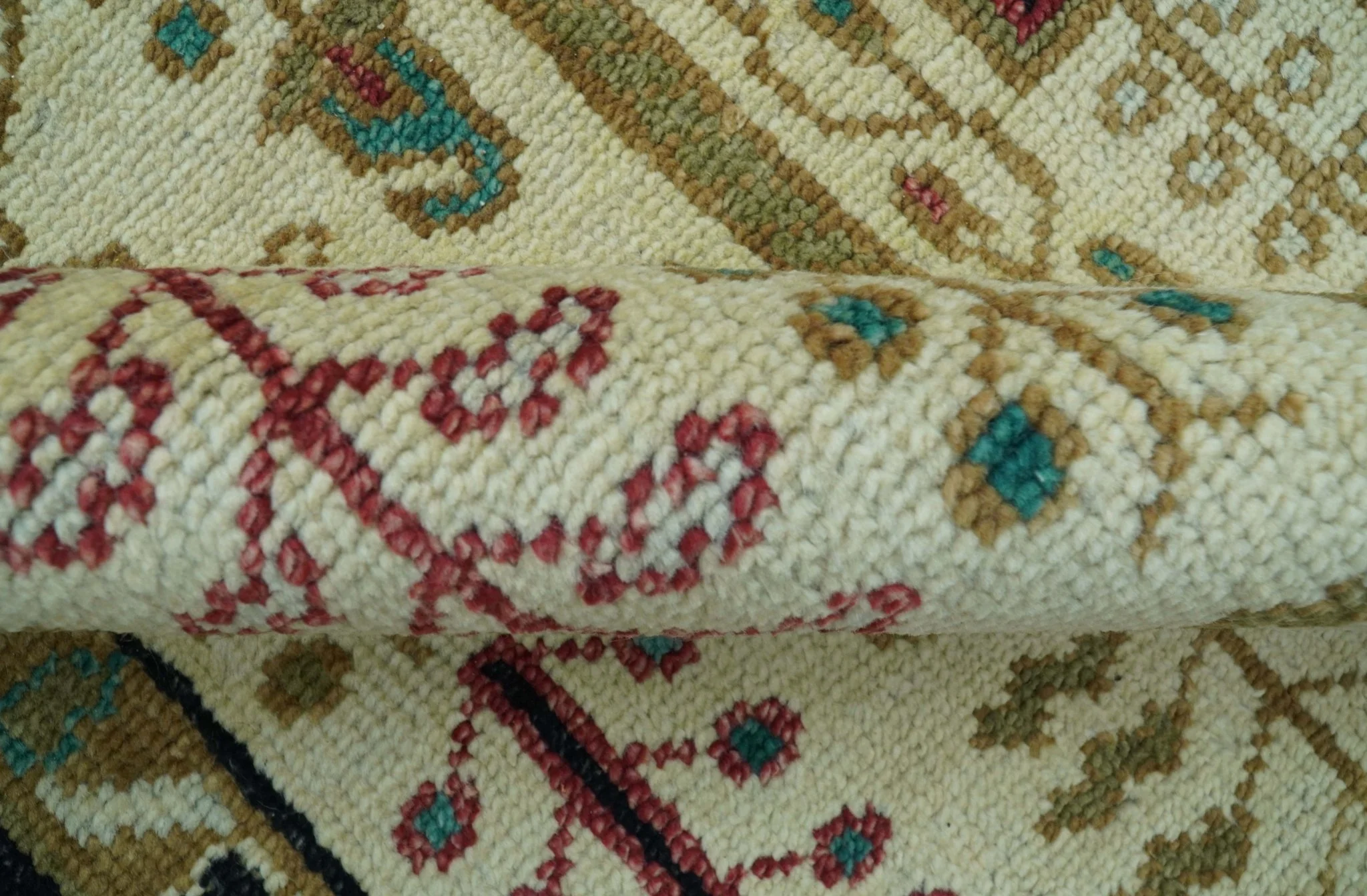 Custom Made Black And Ivory Traditional Serapi Design Hand Knotted Wool Rug - Image 9