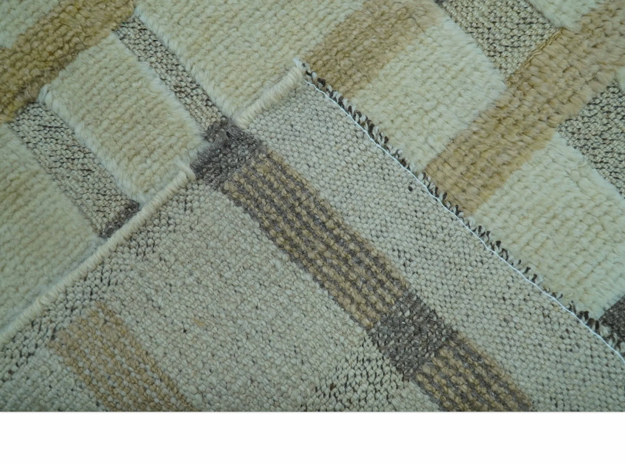 Custom Made Contemporary Design Beige And Gray Hand knotted wool Area Rug - Image 5