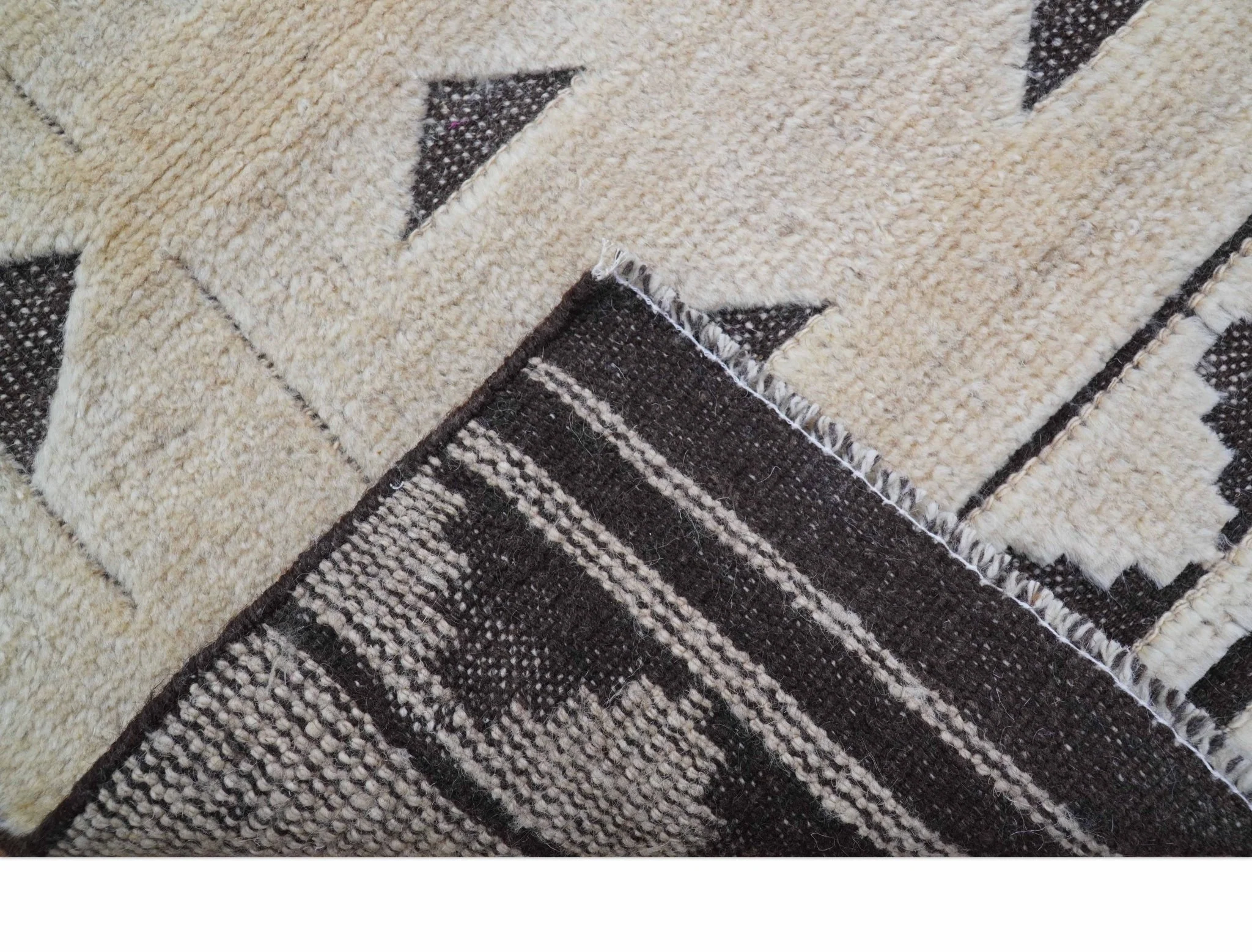 Custom Made Contemporary Design Black And Beige Hand knotted wool Area Rug - Image 4