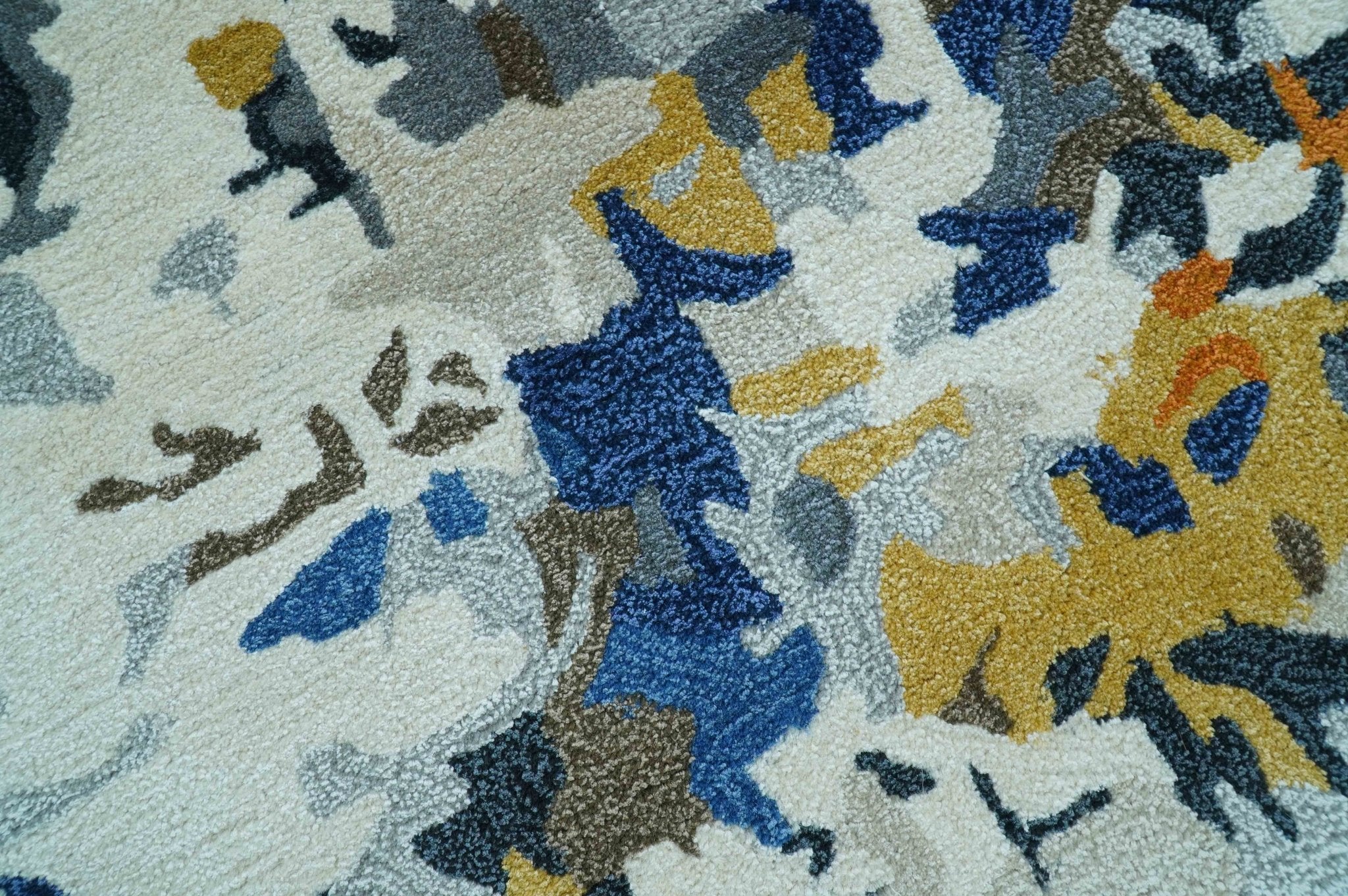 Custom Made Multi-color Modern Abstract Hand Tufted Wool-Art Silk Rug - Image 7