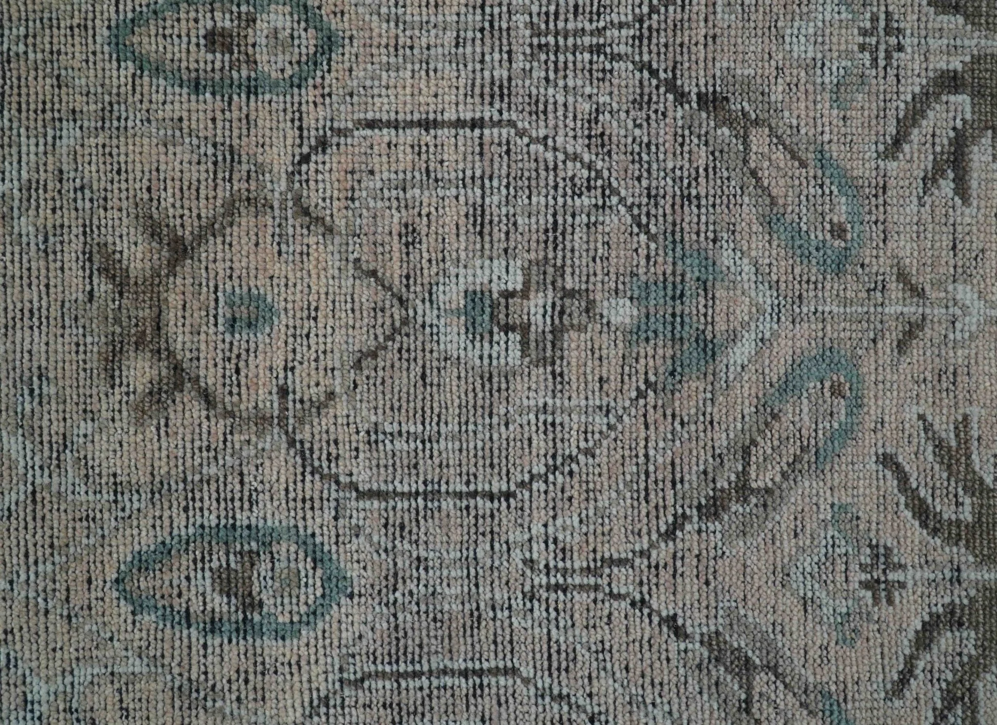 Crown Custom Made Traditional Design Pink Hand Knotted Wool Rug - Image 4