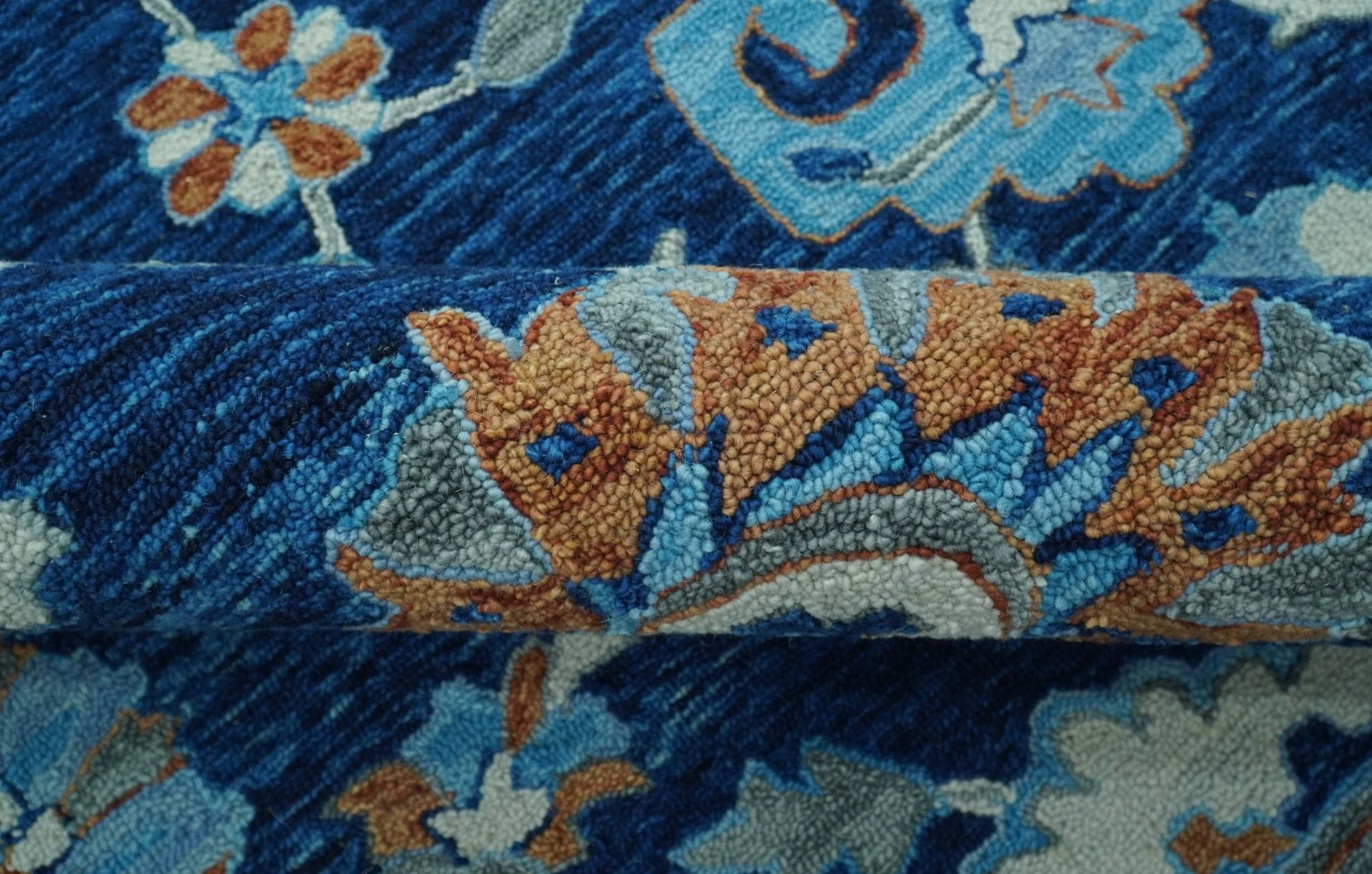 Custom Made Traditional Oriental Design Blue And Beige Hand-Tufted Wool Area Rug - Image 5
