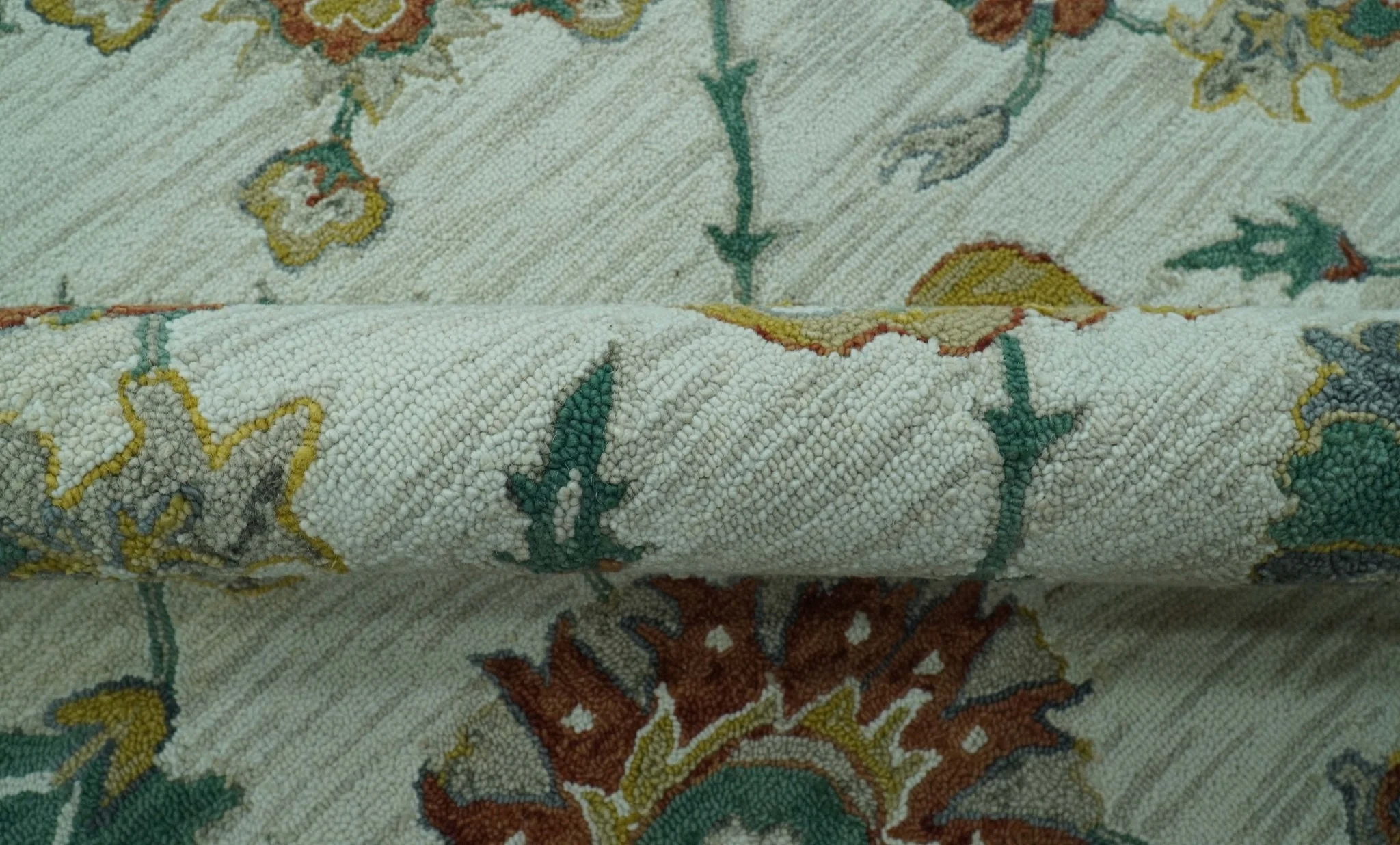 Custom Made Traditional Oriental Design Beige And Ivory Hand-Tufted Wool Area Rug - Image 5