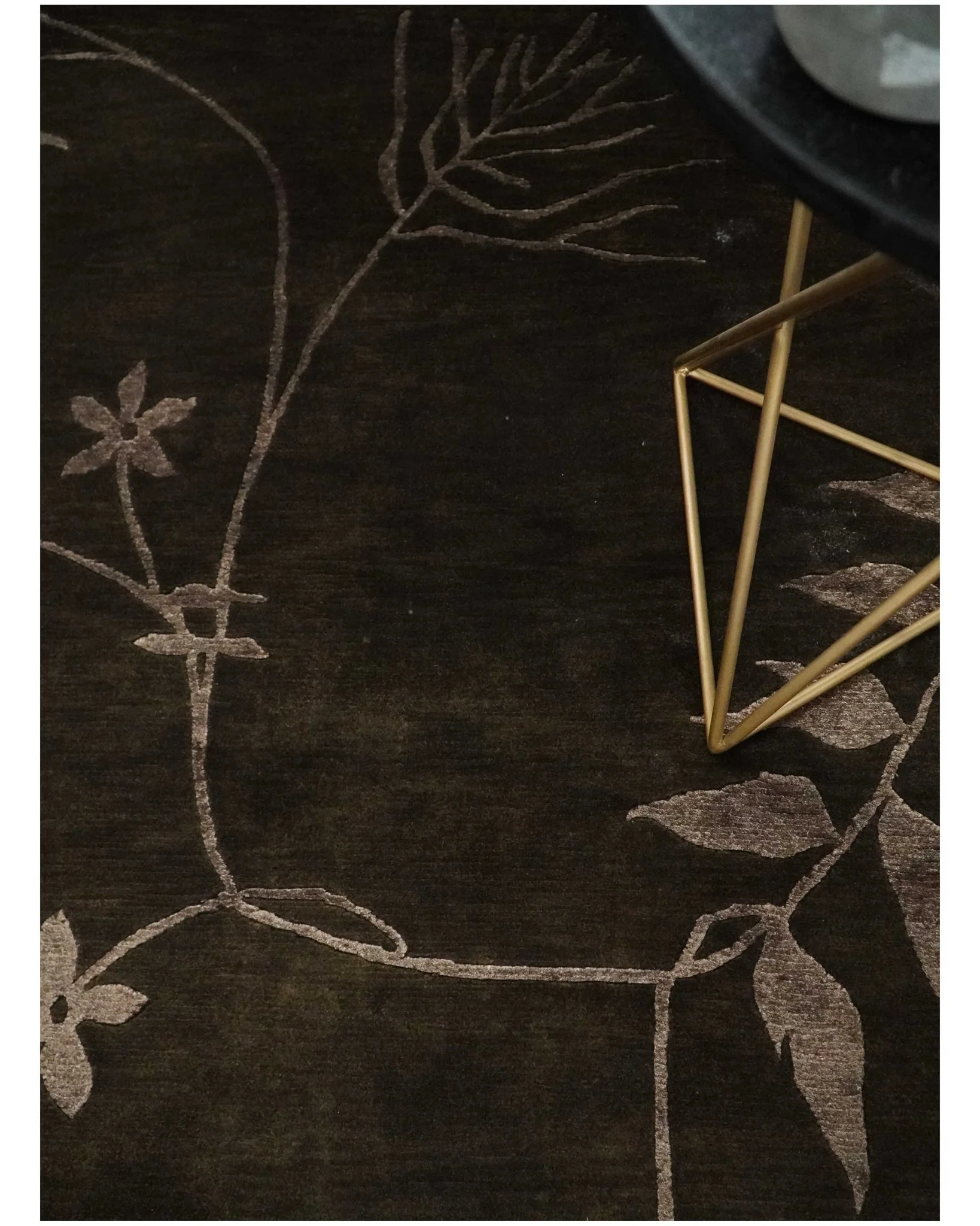 Floral 6x8 Dark Brown and Copper Wool and Silk Hand Woven Rug | HL7 - Image 2