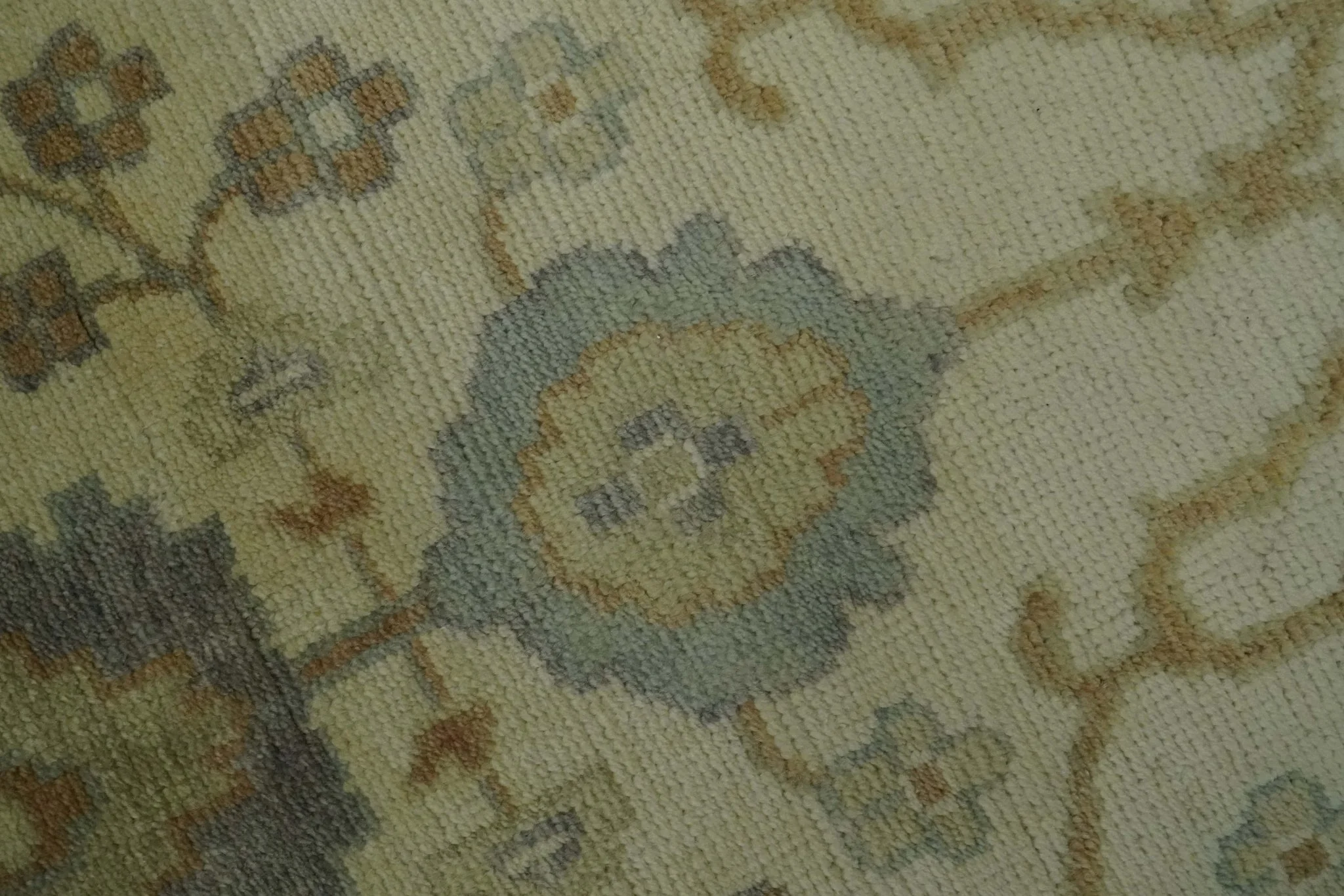 Antique Floral Beige, Olive and Rust Hand knotted Oriental Oushak 8x10 wool Area rug - Image 4