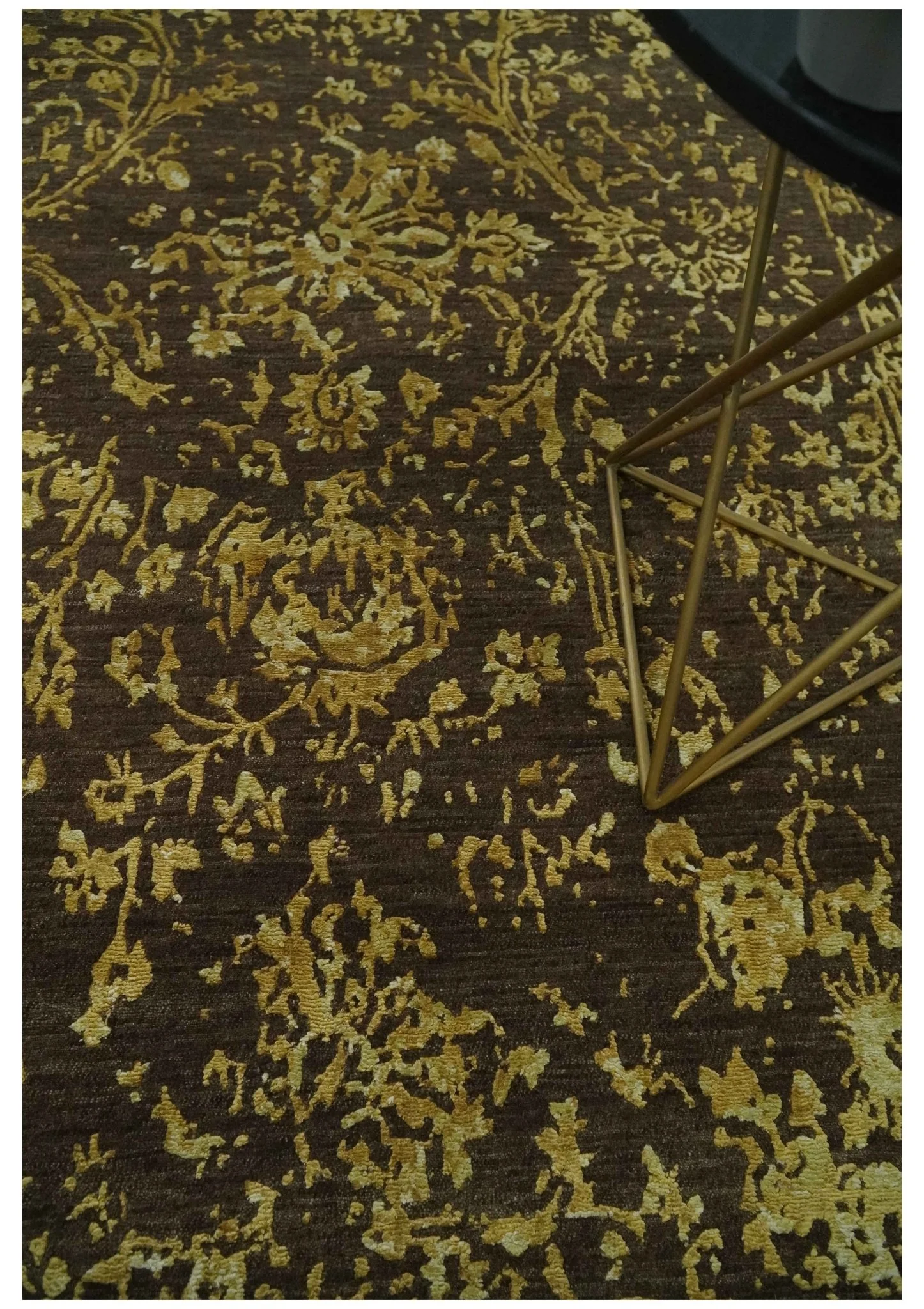 Floral Premium look Gold and Brown Hand Knotted 6x9 wool and art silk Area Rug - Image 2