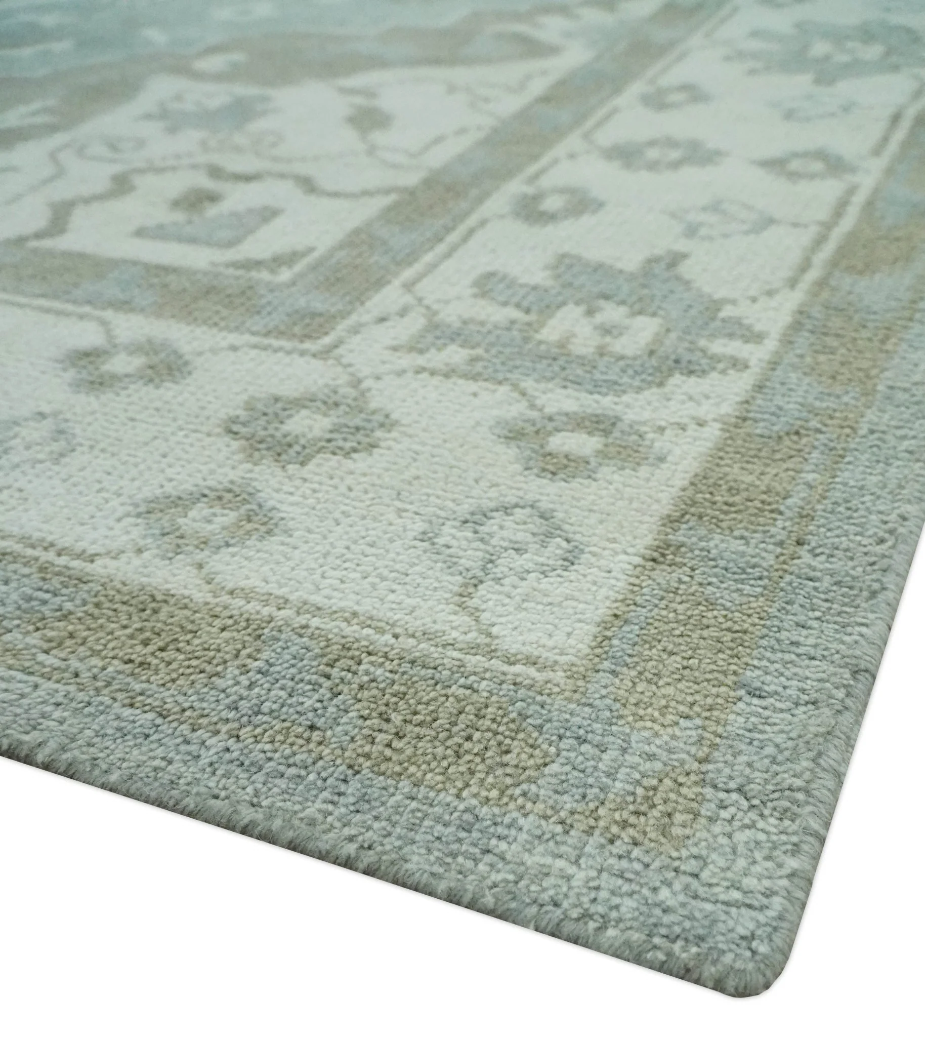 Ivory, Silver and Olive Traditional Heriz Medallion Hand Knotted Multi Size wool Area Rug - Image 6
