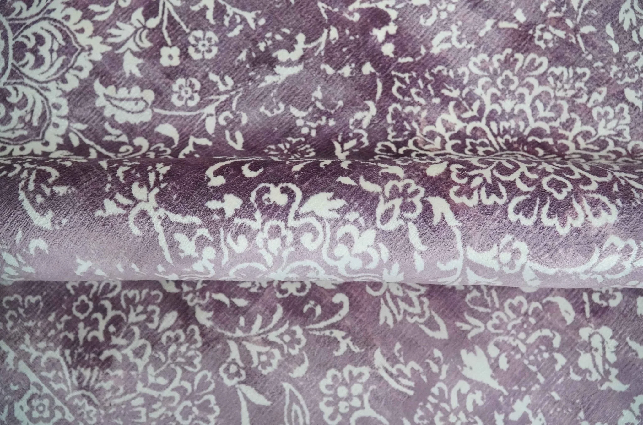Premium Floral Medallion Purple and Ivory 5.6x7.9 Viscose Area Rug - Image 7