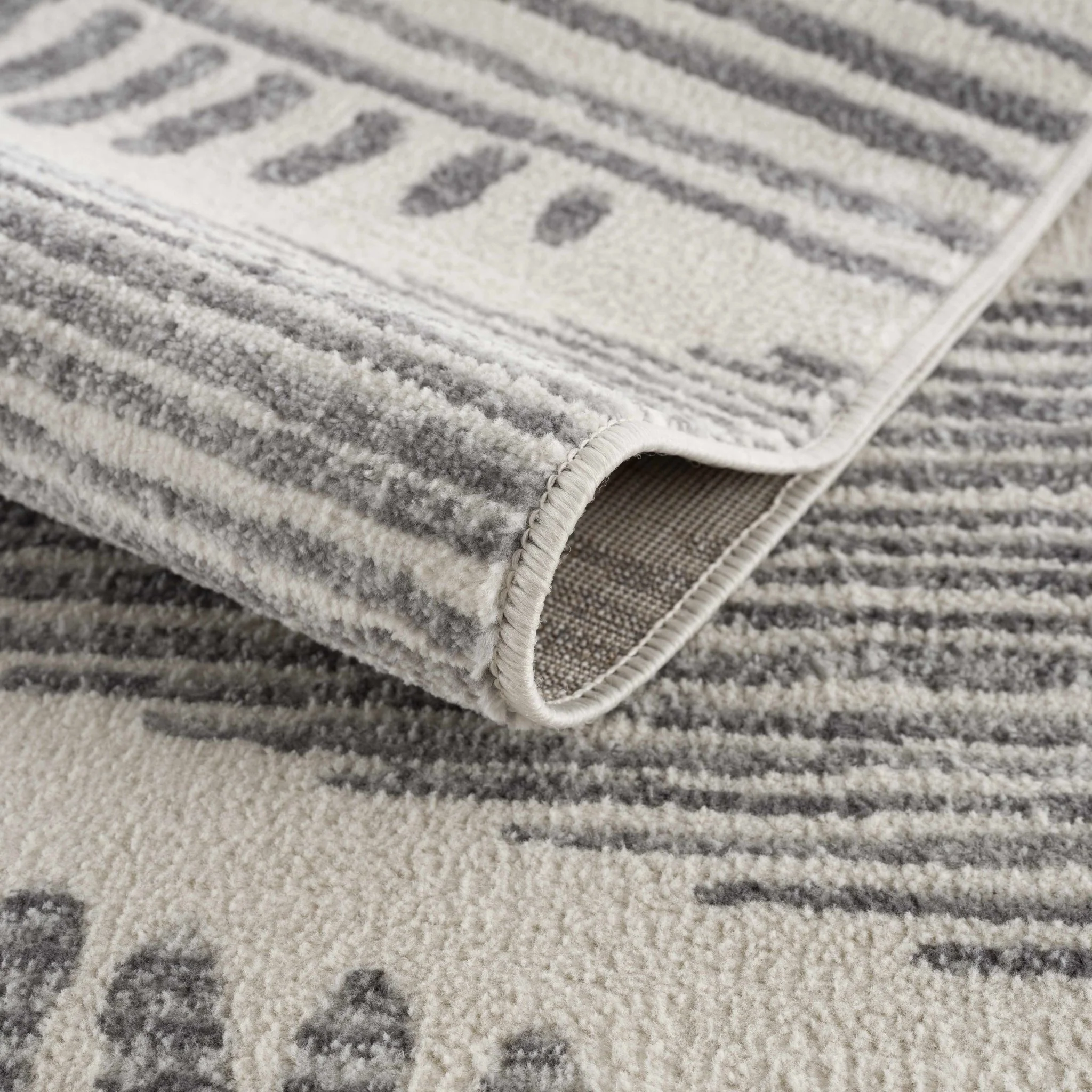 Contemporary Geometric Design Beige and Gray Low pile  Area Rug - Image 7
