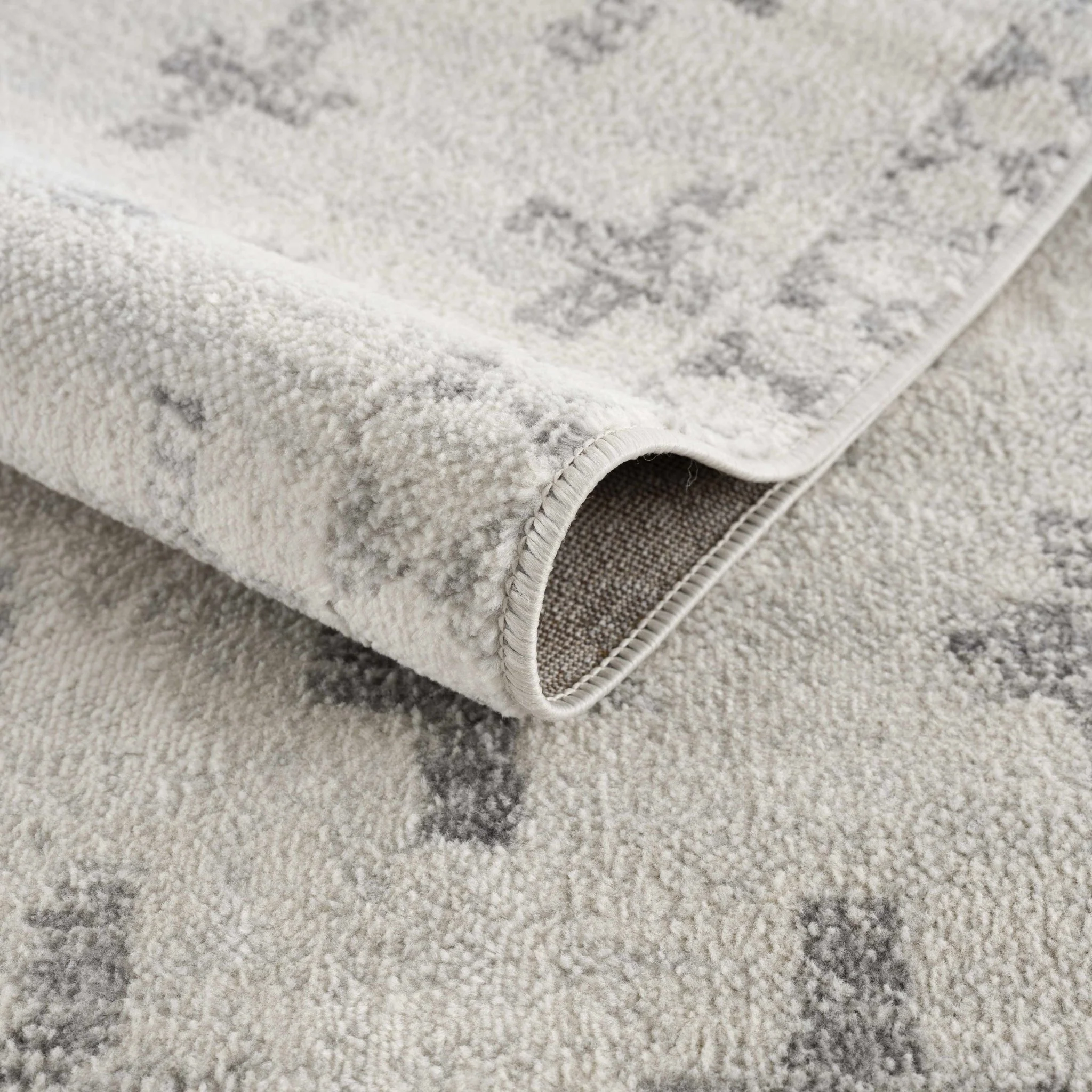 Contemporary Geometric Ivory and Gray Medium pile multi size Area Rug - Image 7