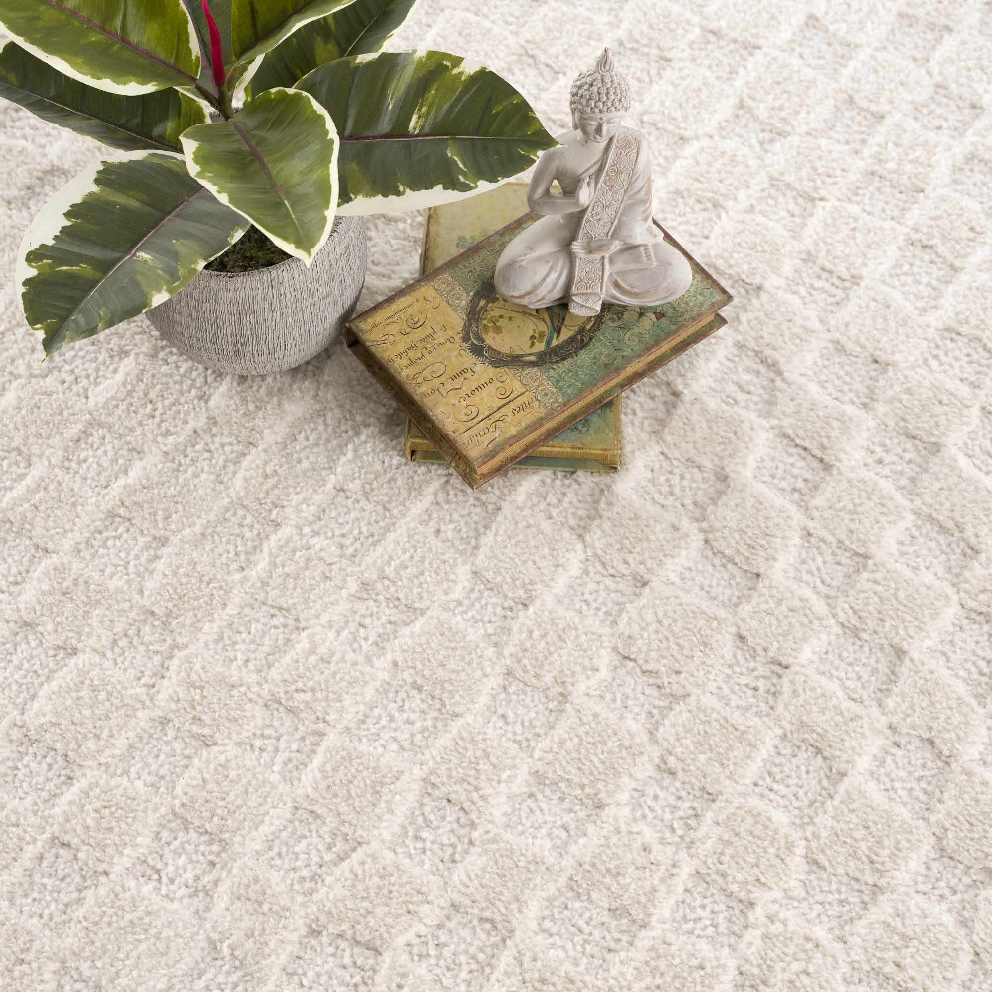 Modern Geometrical Beige Checkered Plush Pile Moroccan Style Area Rug - Image 2