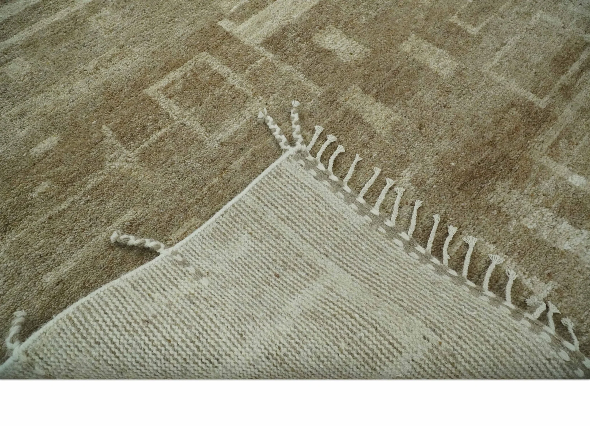 Modern Geometrical Dark Beige and Ivory Hand Knotted 5x8 Wool Area Rug - Image 7