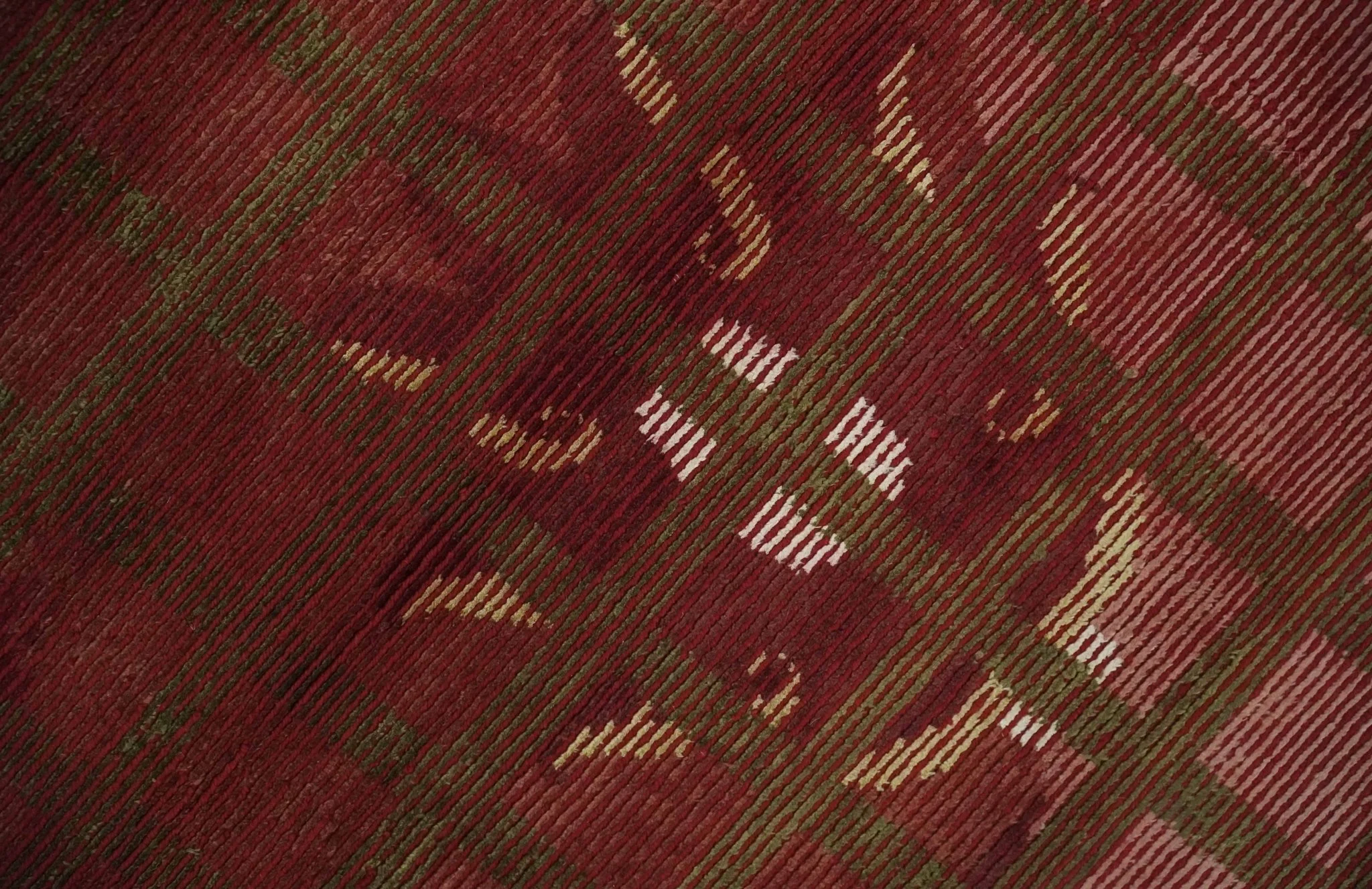 Modern Geometrical Maroon, Green and Ivory Hand knotted 5x8 wool and Art Silk Area Rug - Image 11