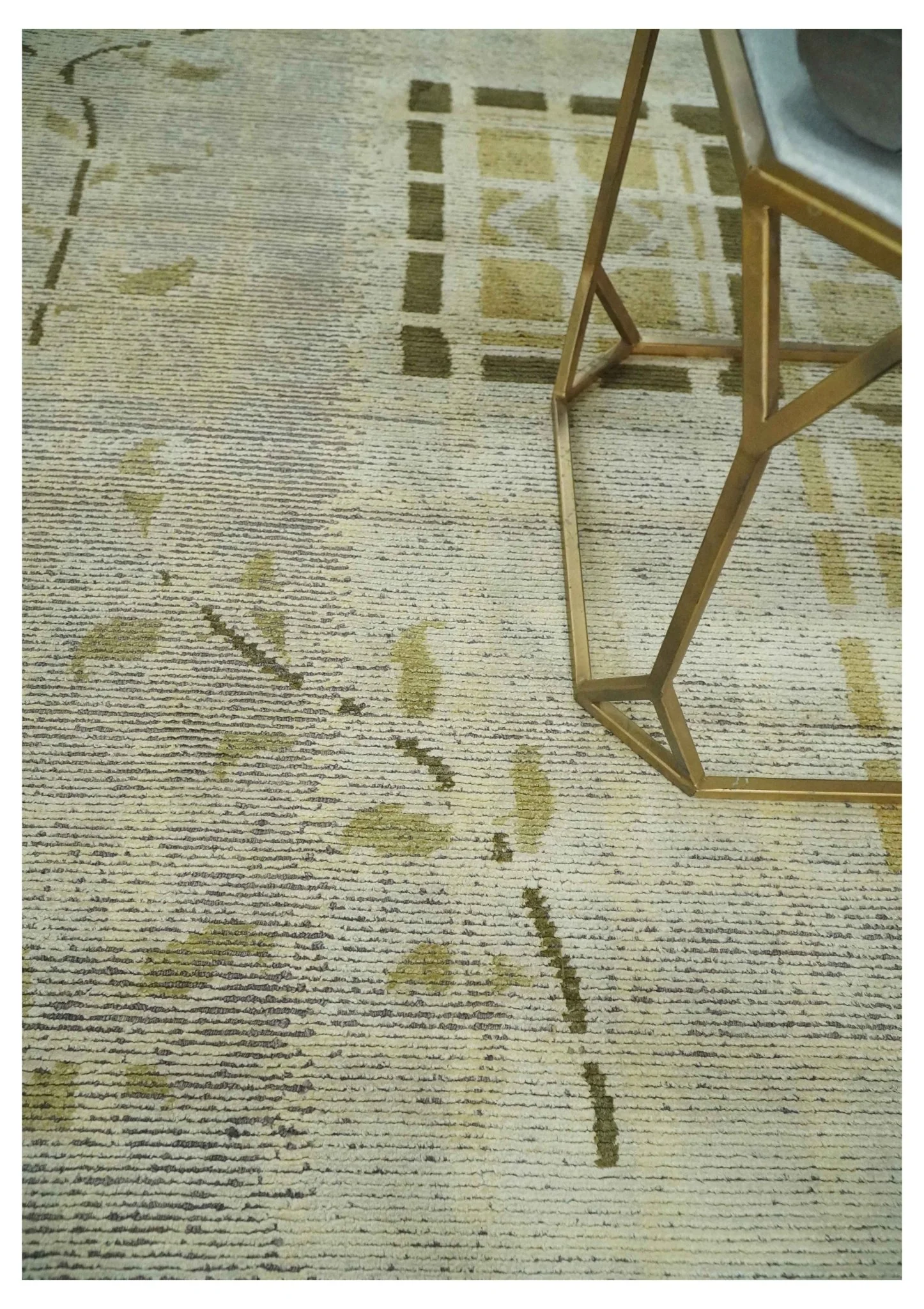 Modern Geometrical 4.6x6.6 Olive, Ivory and Charcoal Floral Hand Knotted Wool and Silk Area Rug - Image 4