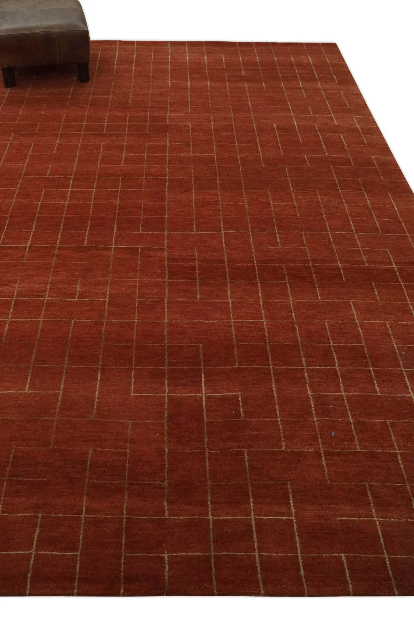 Modern Geometrical Rust and Gold 6x9 Hand loom Wool and Art Silk Area Rug - Image 4